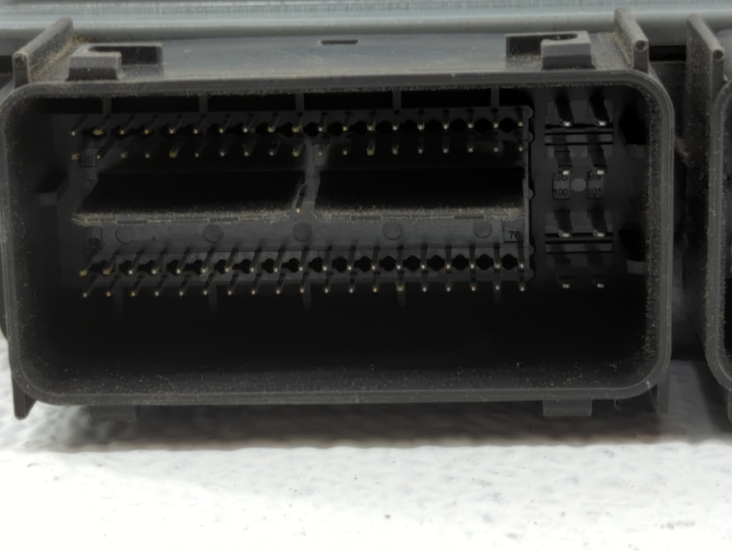 2015-2018 Ford Edge PCM Engine Control Computer ECU ECM PCU OEM P/N:GK4A-12A650-GA G2GA-12A650-AJC Fits OEM Used Auto Parts 