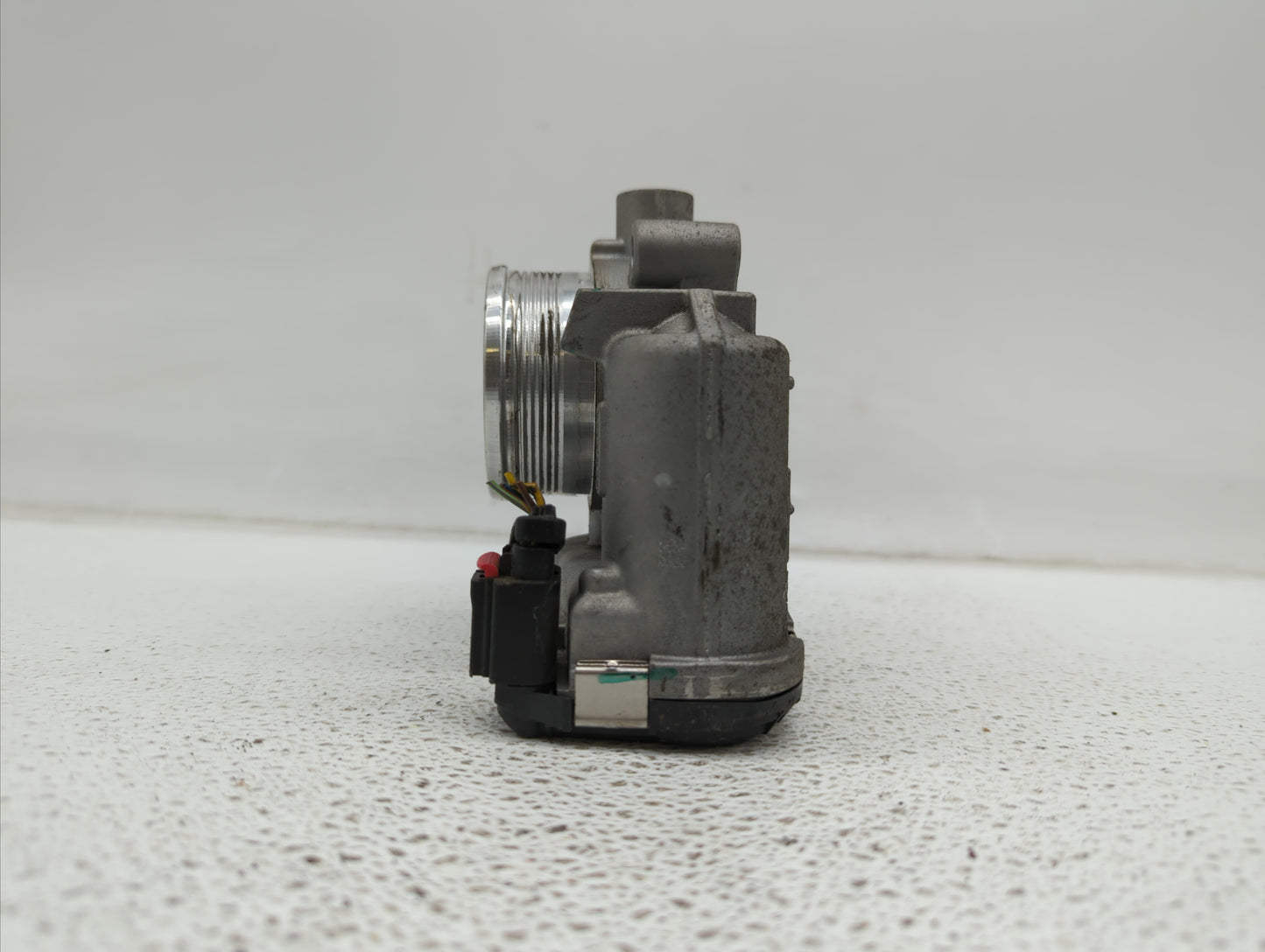 2015-2018 Ford Edge Throttle Body P/N:DS7E-9F991-BB Fits Fits 2014 2015 2016 2017 2018 2019 OEM Used Auto Parts - Oemusedaut