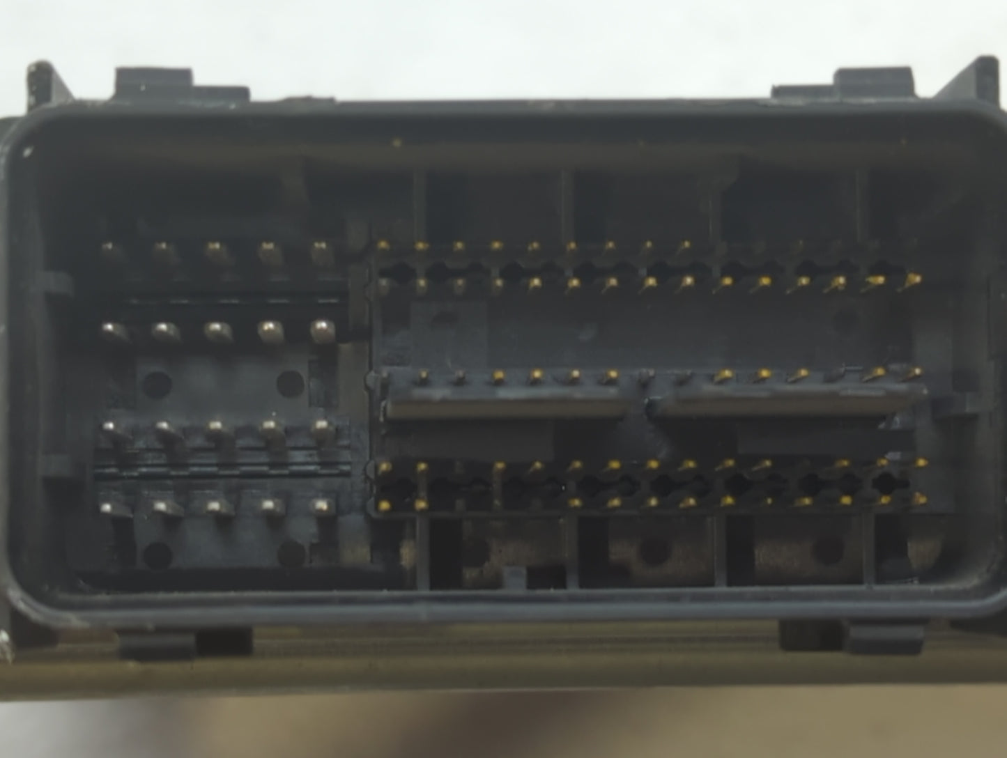 2015-2018 Ford Edge PCM Engine Control Computer ECU ECM PCU OEM P/N:GG1A-12A650-VA F2GA-12A650-BJC Fits OEM Used Auto Parts 