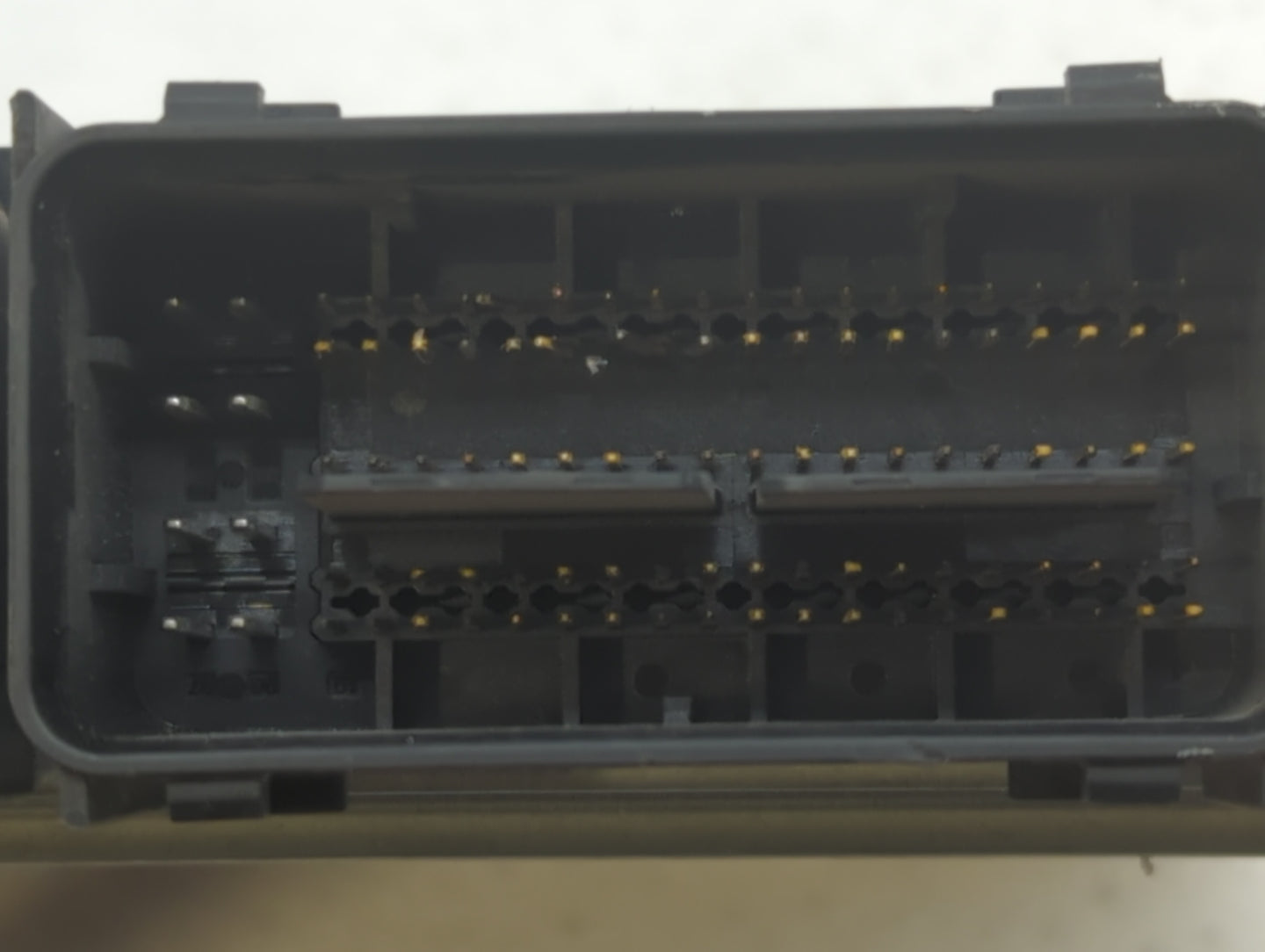 2015-2018 Ford Edge PCM Engine Control Computer ECU ECM PCU OEM P/N:GG1A-12A650-VA F2GA-12A650-BJC Fits OEM Used Auto Parts 