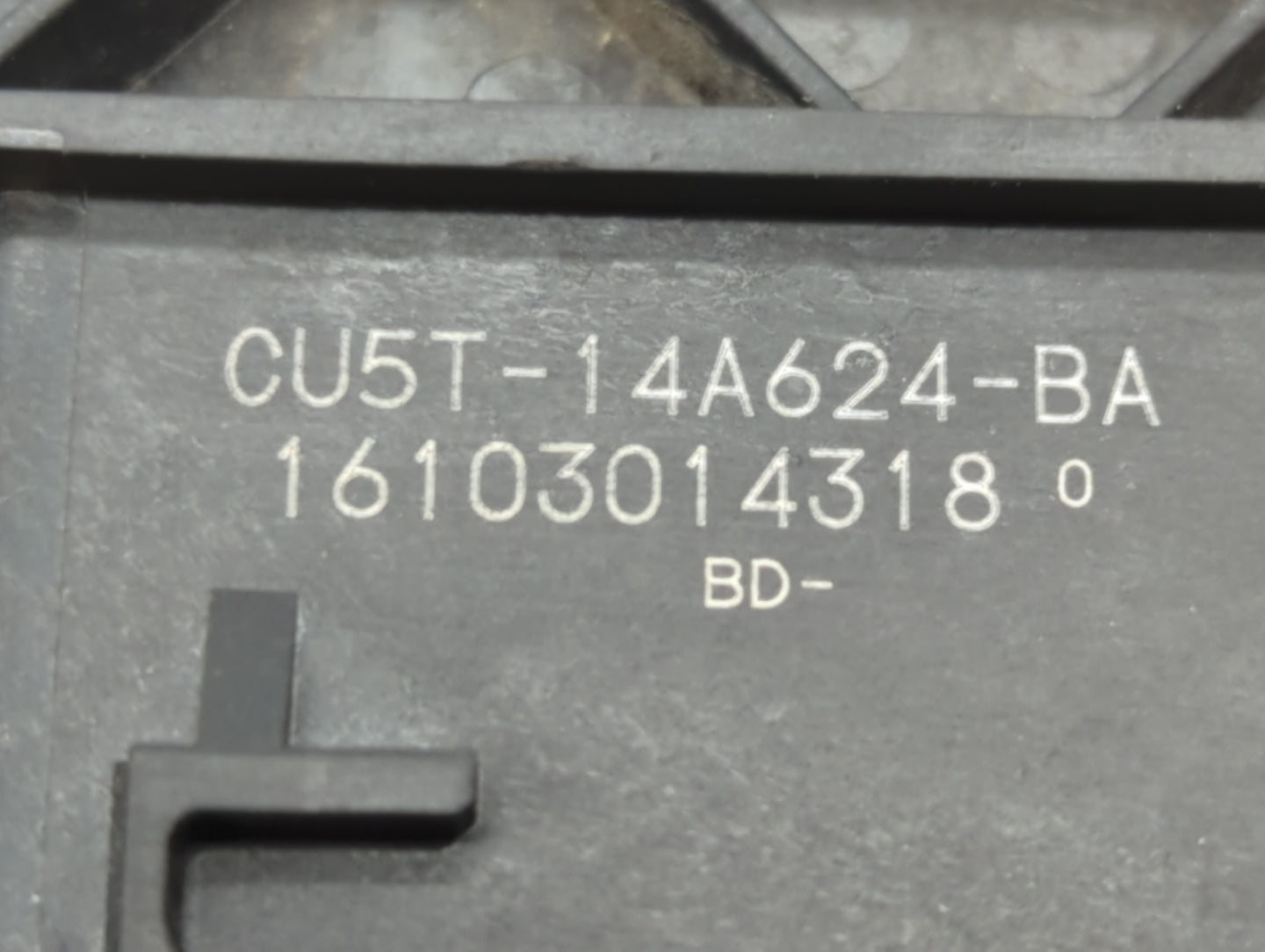 2015-2018 Ford Edge PCM Engine Control Computer ECU ECM PCU OEM P/N:FB5A-12B684-CA G2GA-12A650-APA Fits OEM Used Auto Parts 