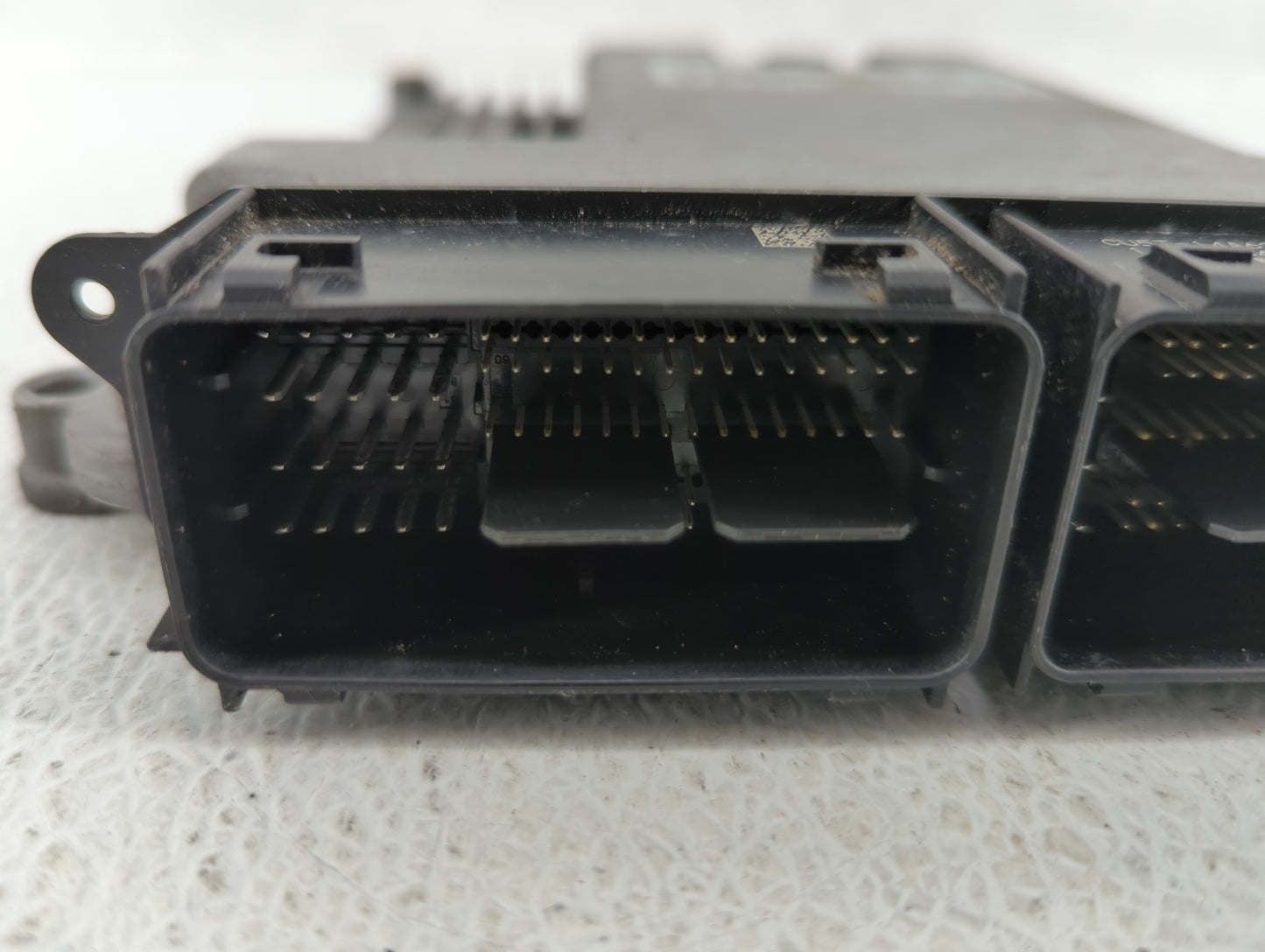 2015-2018 Ford Edge PCM Engine Control Computer ECU ECM PCU OEM P/N:FB5A-12B684-CA F2GA-12A650-CDA Fits OEM Used Auto Parts 