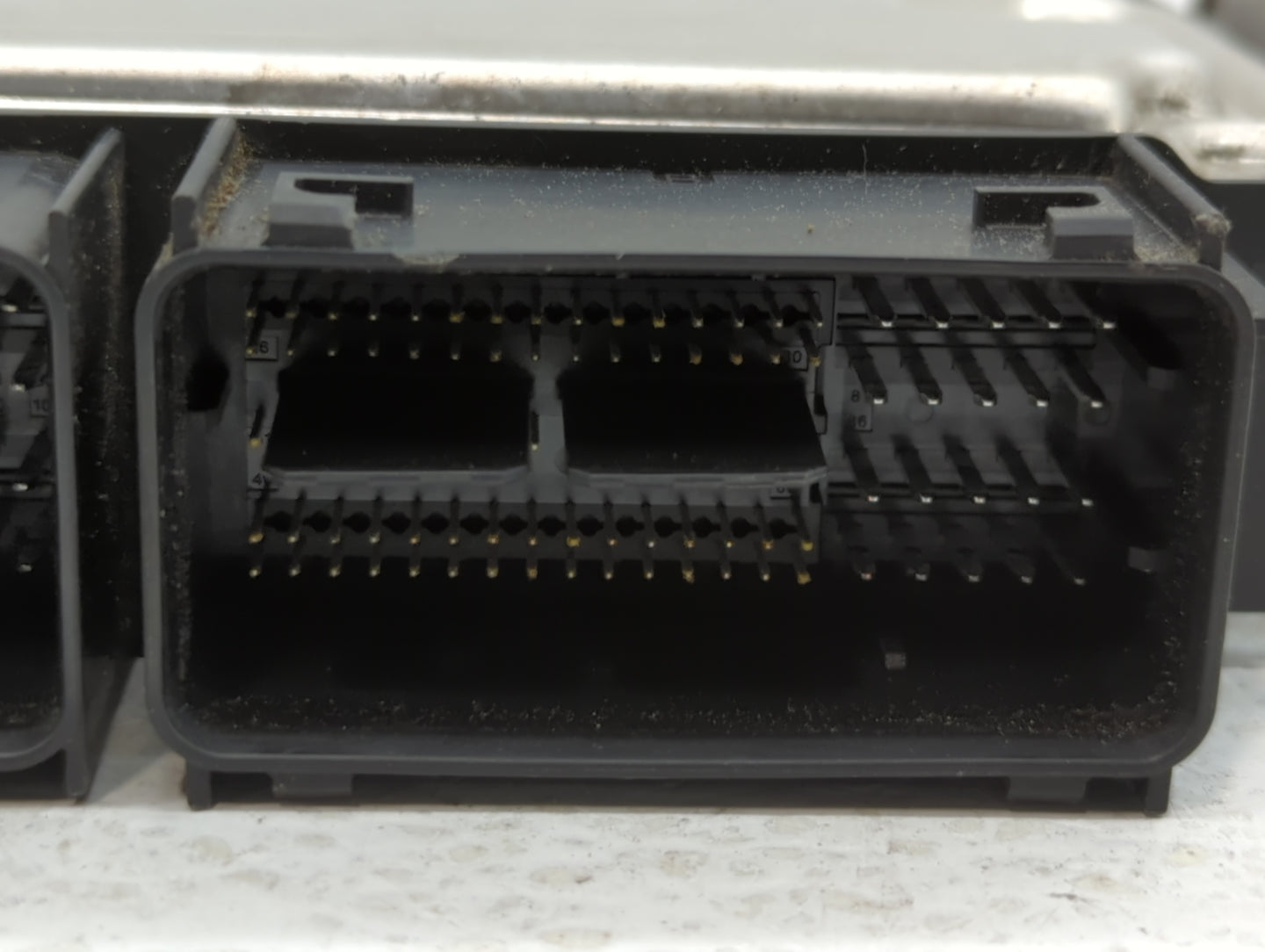 2015-2018 Ford Edge PCM Engine Control Computer ECU ECM PCU OEM P/N:FB5A-12B684-CA F2GA-12A650-BLA Fits OEM Used Auto Parts 