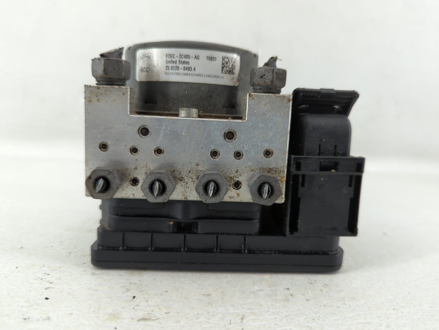 2015-2018 Ford Edge ABS Pump Control Module Replacement P/N:F2GC-2C405-AG Fits Fits 2015 2016 2017 2018 OEM Used Auto Parts 