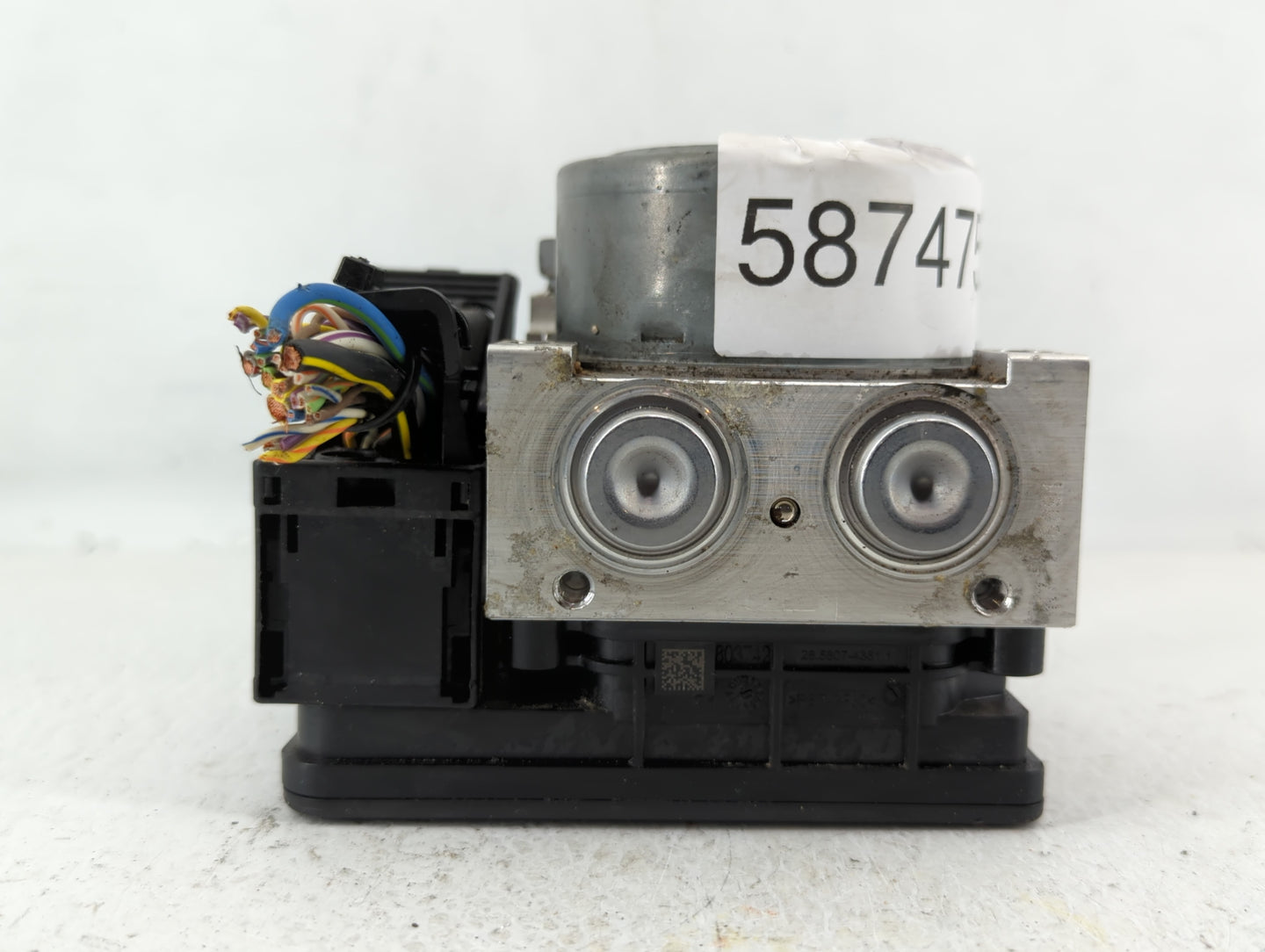 2015-2018 Ford Edge ABS Pump Control Module Replacement P/N:F2GC-2C405-AG Fits Fits 2015 2016 2017 2018 OEM Used Auto Parts 