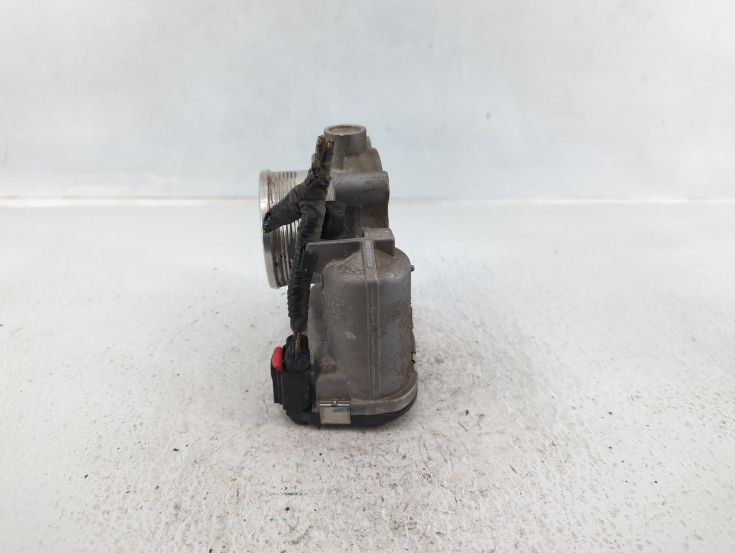 2015-2018 Ford Edge Throttle Body P/N:DS7E-9F991-BB Fits Fits 2014 2015 2016 2017 2018 2019 2020 2021 2022 OEM Used Auto Par