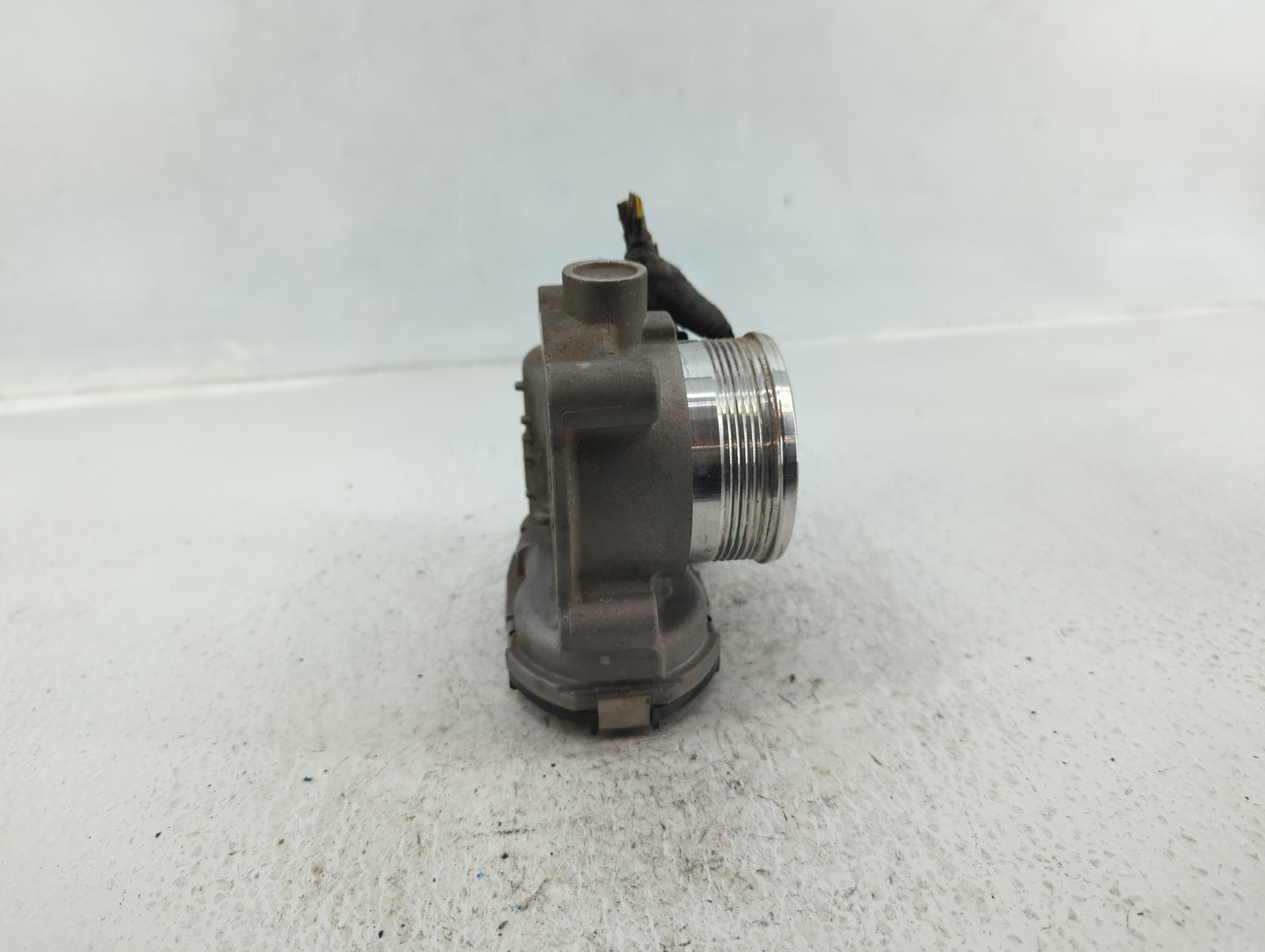 2015-2018 Ford Edge Throttle Body P/N:DS7E-9F991-BB Fits Fits 2014 2015 2016 2017 2018 2019 2020 2021 2022 OEM Used Auto Par
