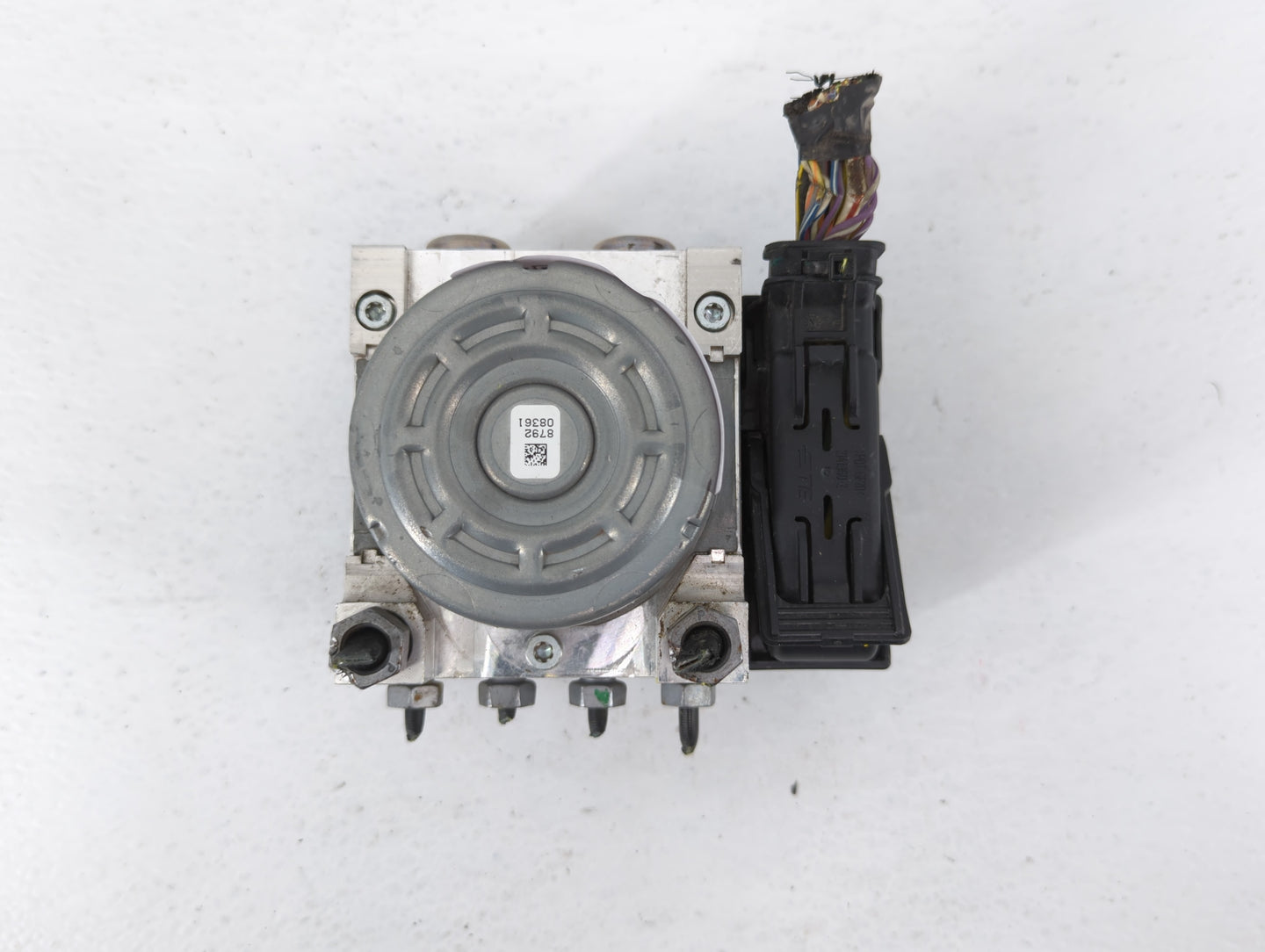 2015-2018 Ford Edge ABS Pump Control Module Replacement P/N:F2GC-2C405-BG Fits Fits 2015 2016 2017 2018 OEM Used Auto Parts 