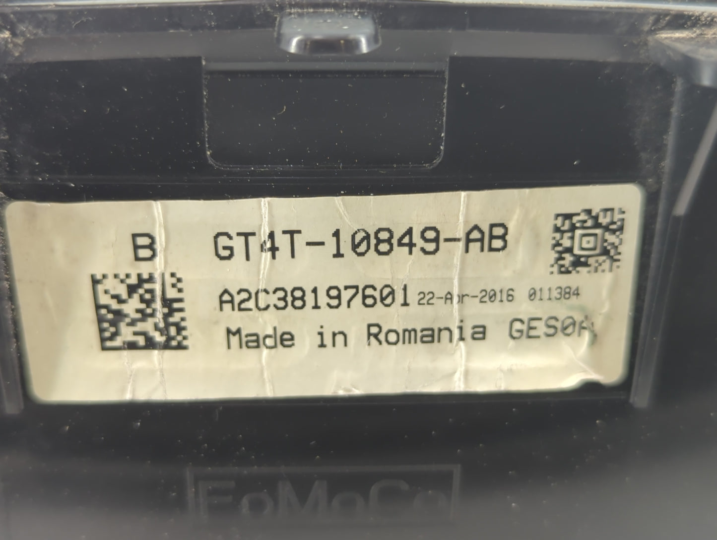 2016-2018 Ford Edge Instrument Cluster Speedometer Gauges P/N:GT4T-10849-AB Fits Fits 2016 2017 2018 OEM Used Auto Parts - O