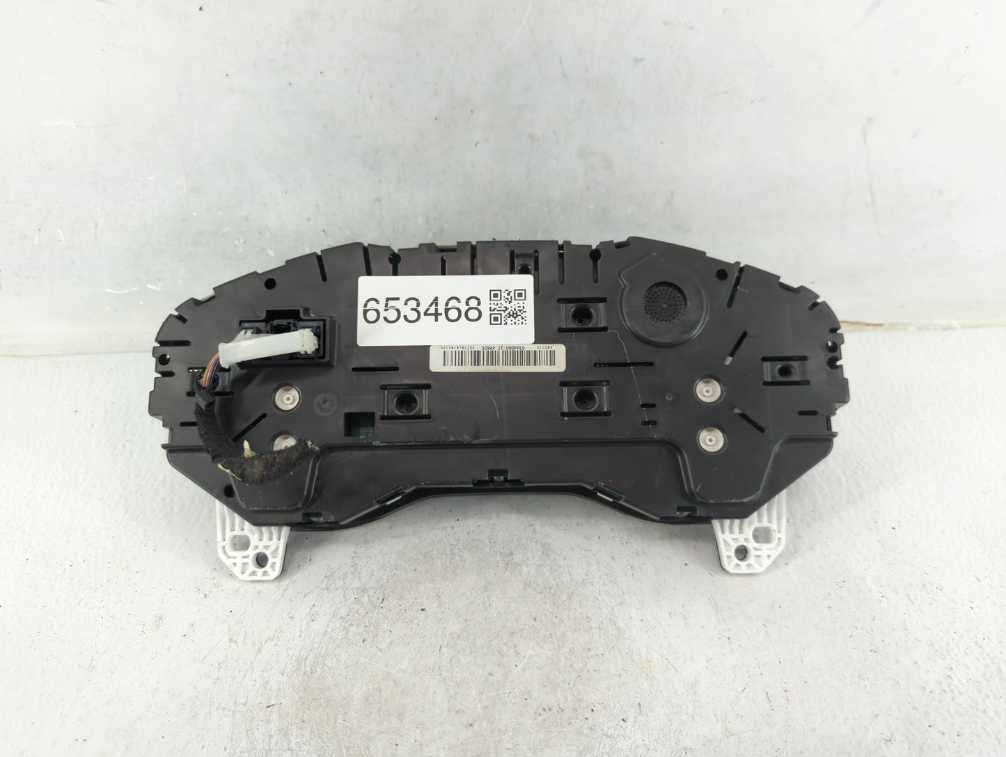 2016-2018 Ford Edge Instrument Cluster Speedometer Gauges P/N:GT4T-10849-AB Fits Fits 2016 2017 2018 OEM Used Auto Parts - O