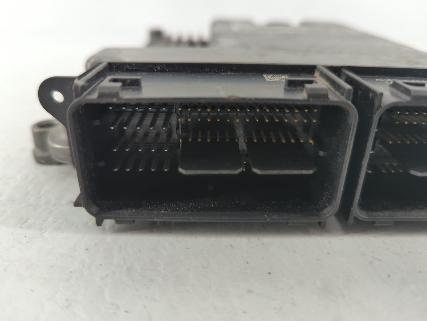 2015-2018 Ford Edge PCM Engine Control Computer ECU ECM PCU OEM P/N:FB5A-12B684-CA F2GA-12A650-BLA Fits OEM Used Auto Parts 