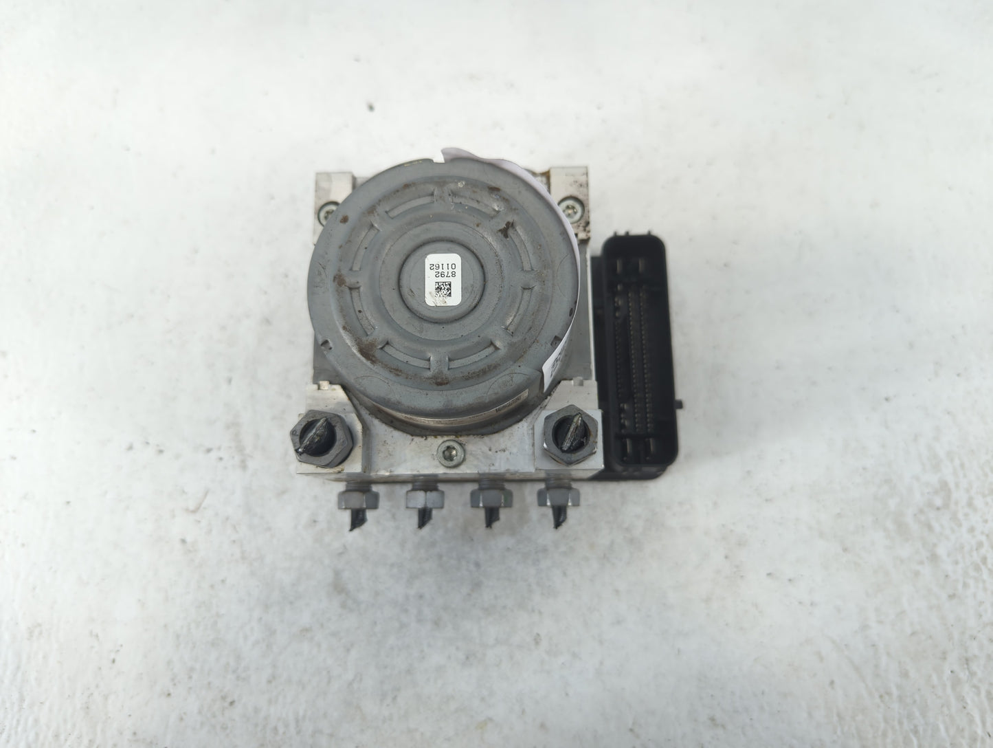 2015-2018 Ford Edge ABS Pump Control Module Replacement P/N:F2GC-2C405-AG Fits Fits 2015 2016 2017 2018 OEM Used Auto Parts 