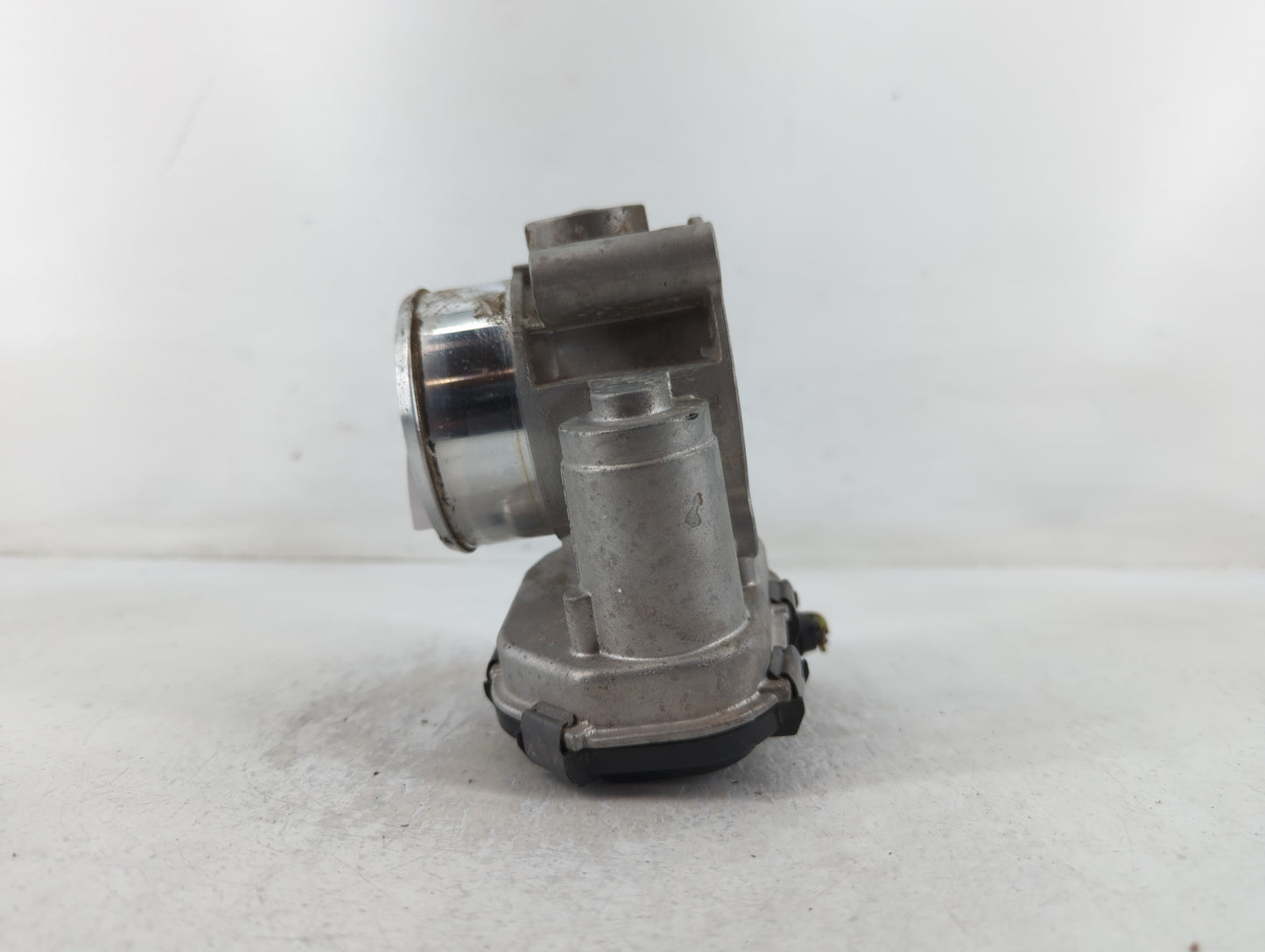 2015-2018 Ford Edge Throttle Body P/N:CA531500976 Fits Fits 2015 2016 2017 2018 2019 2020 OEM Used Auto Parts - Oemusedautop