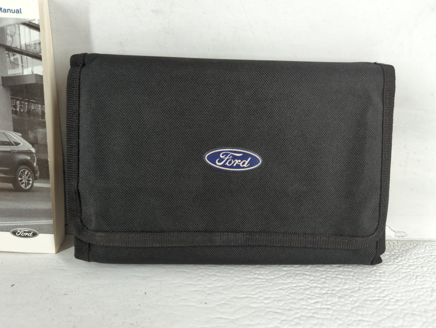 2016 Ford Edge Owners Manual Book Guide P/N:GT4J19A321AA OEM Used Auto Parts - Oemusedautoparts1.com