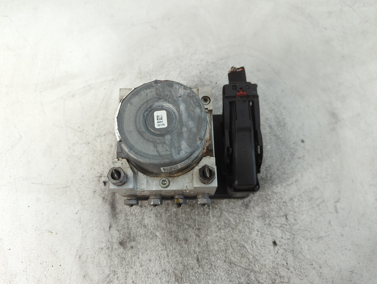 2015-2018 Ford Edge Anti-Lock Brake ABS Pump Module Actuator OEM P/N:84342052 Fits Fits 2015 2016 2017 2018 OEM Used Auto Pa