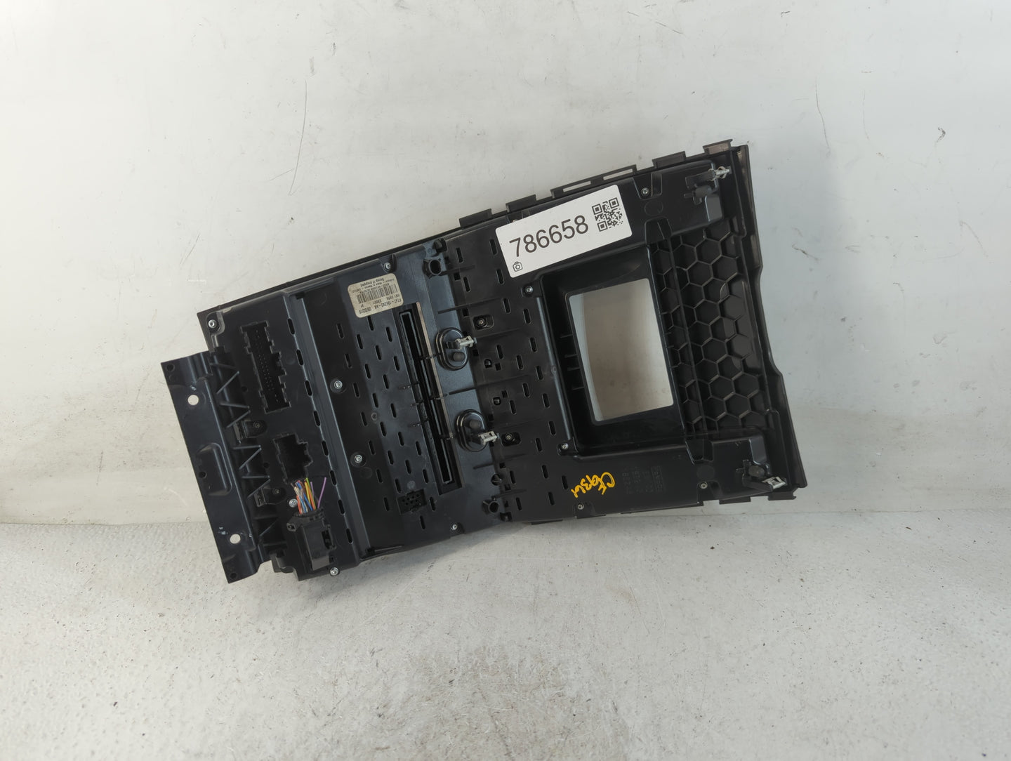 2016 Ford Edge Radio AM FM Cd Player Receiver Replacement P/N:FT4T-18E243-AK Fits OEM Used Auto Parts - Oemusedautoparts1.co