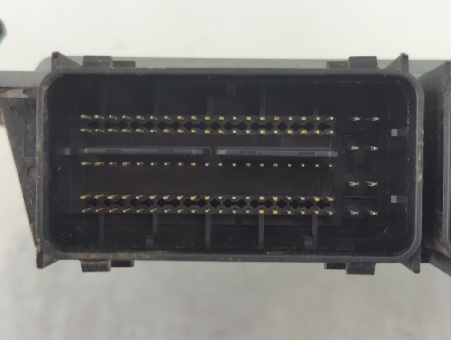 2015-2018 Ford Edge PCM Engine Control Computer ECU ECM PCU OEM P/N:A6SXU2456DC00 Fits Fits 2015 2016 2017 2018 2019 OEM Use