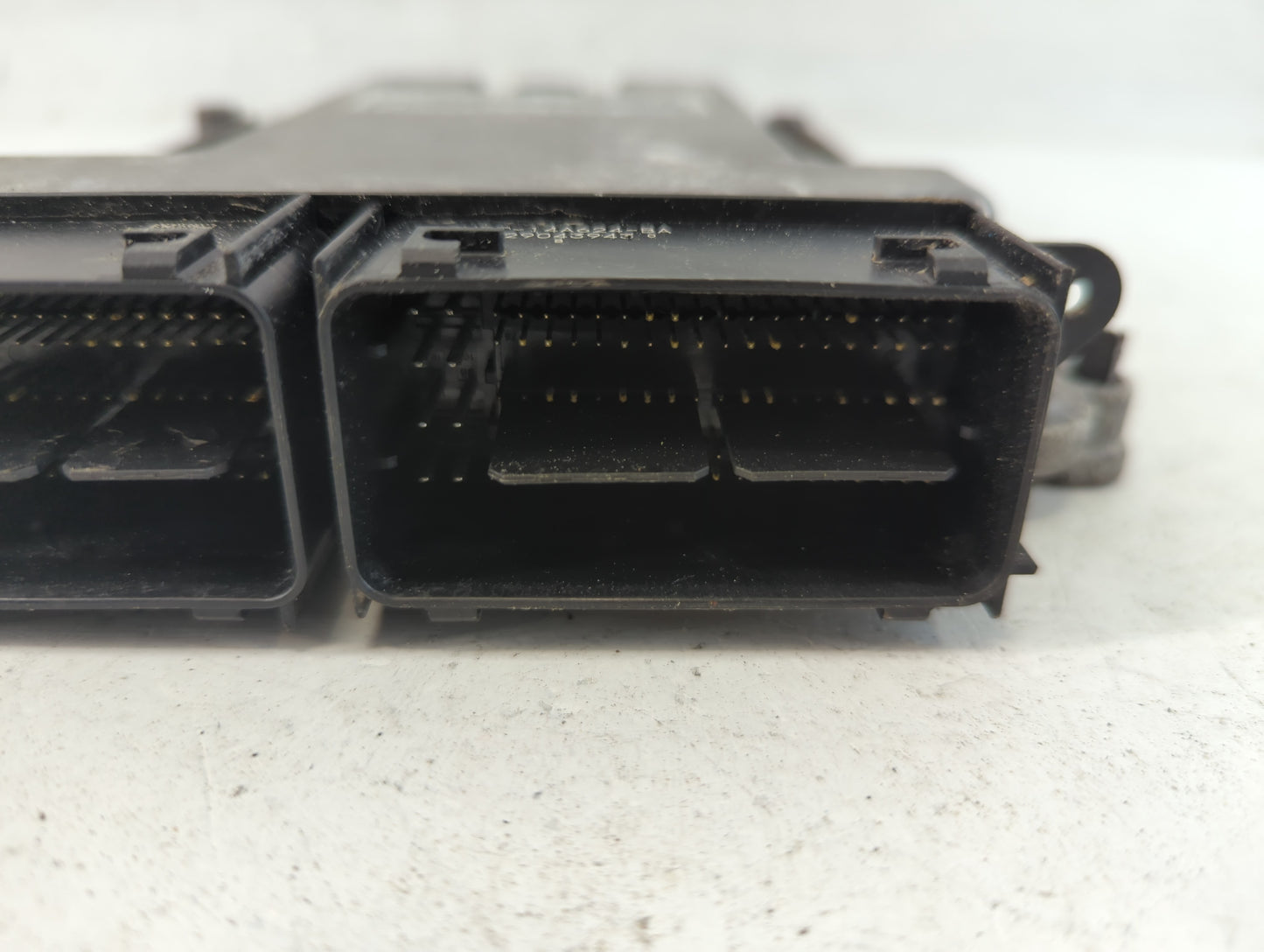 2015-2016 Ford Escape PCM Engine Control Computer ECU ECM PCU OEM P/N:FJ5A-12B684-BA FJ5A-12A650-UC Fits Fits 2015 2016 OEM 