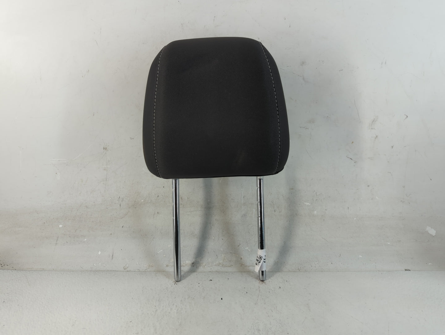 2016 Ford Escape Headrest Head Rest Front Driver Passenger Seat Fits OEM Used Auto Parts - Oemusedautoparts1.com
