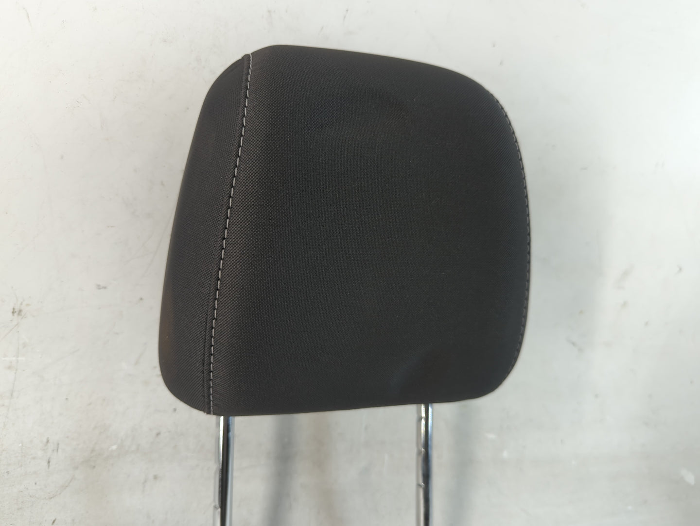 2016 Ford Escape Headrest Head Rest Front Driver Passenger Seat Fits OEM Used Auto Parts - Oemusedautoparts1.com