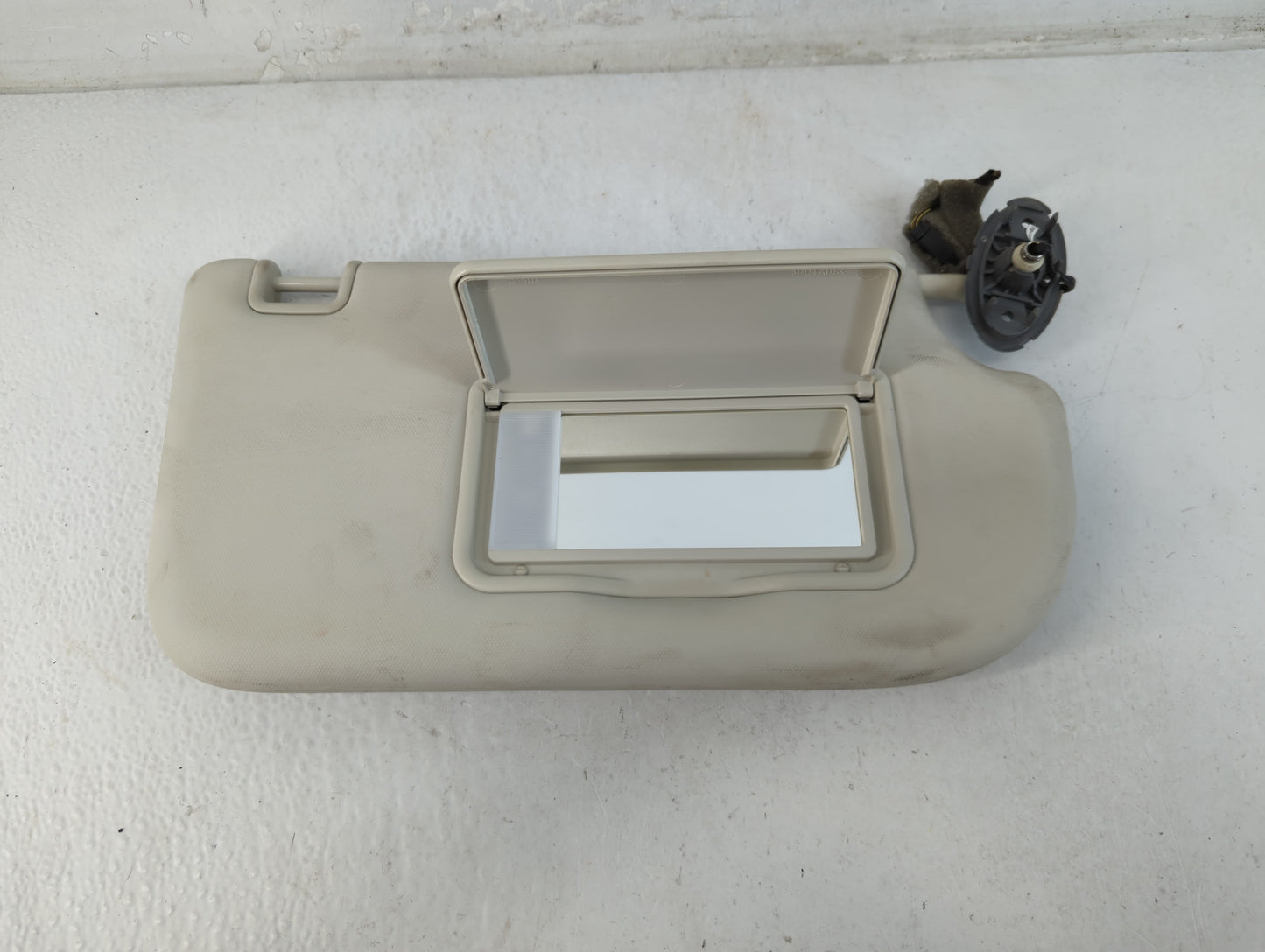 2013-2019 Ford Escape Sun Visor Shade Replacement Passenger Right Mirror Fits Fits 2013 2014 2015 2016 2017 2018 2019 OEM Us