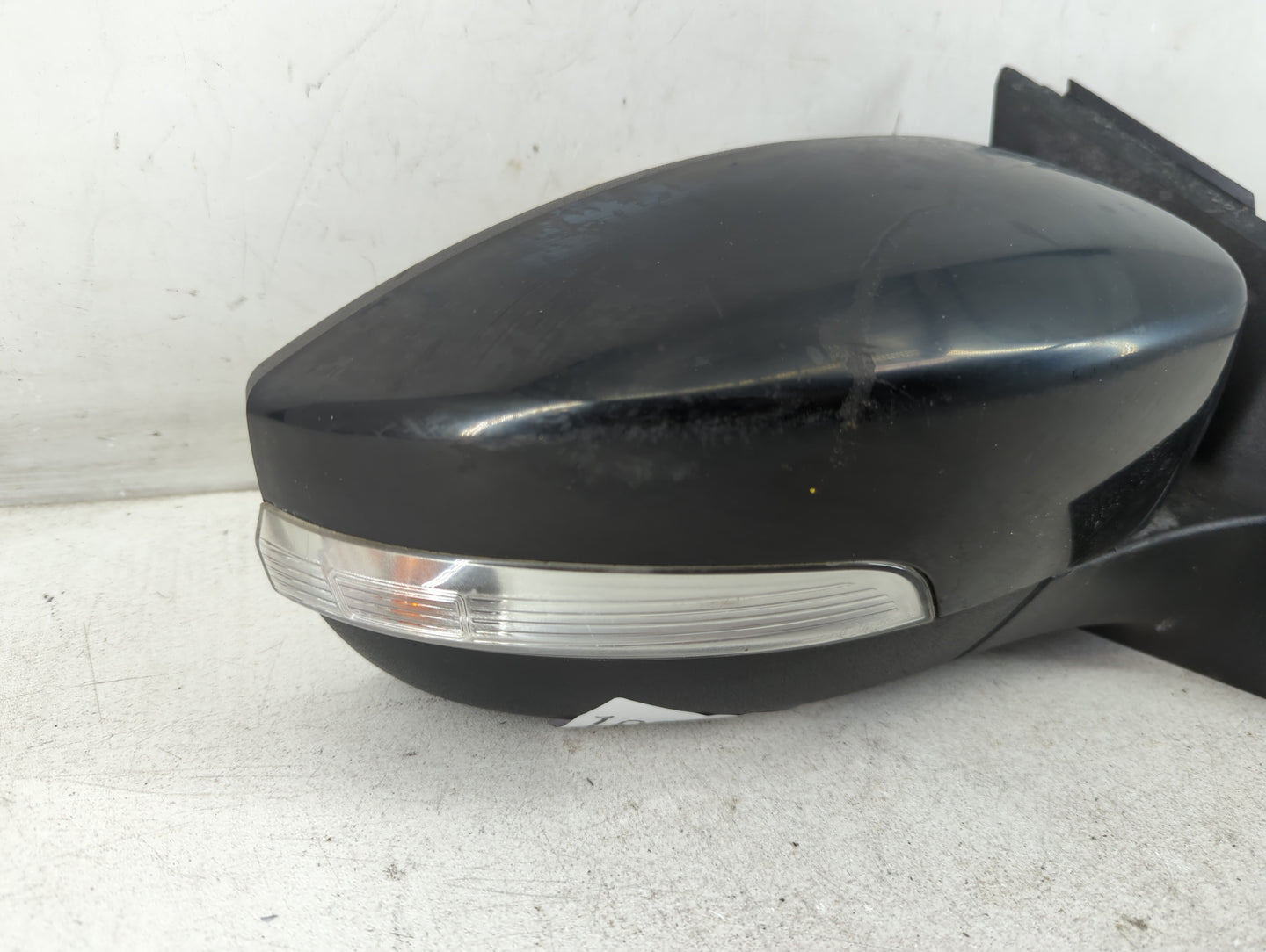 2013-2016 Ford Escape Driver Side View Mirror - Left Door Mirror OEM Used - Oemusedautoparts1.com