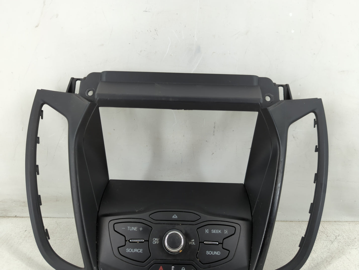 2013-2016 Ford Escape Radio AM FM Cd Player Receiver Replacement P/N:CJ54-18835-CCW CJ5T-19C107-HC Fits Fits 2013 2014 2015 
