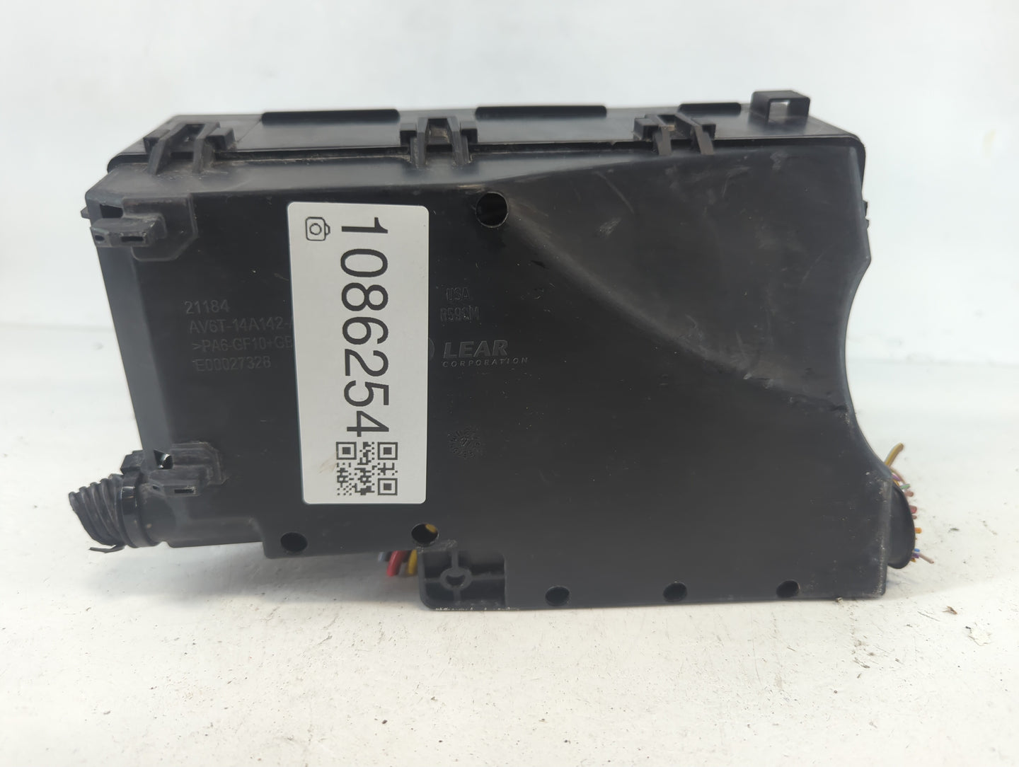 2013-2016 Ford Escape Fusebox Fuse Box Panel Relay Module P/N:AV6T-14A067-AD Fits Fits 2013 2014 2015 2016 OEM Used Auto Par