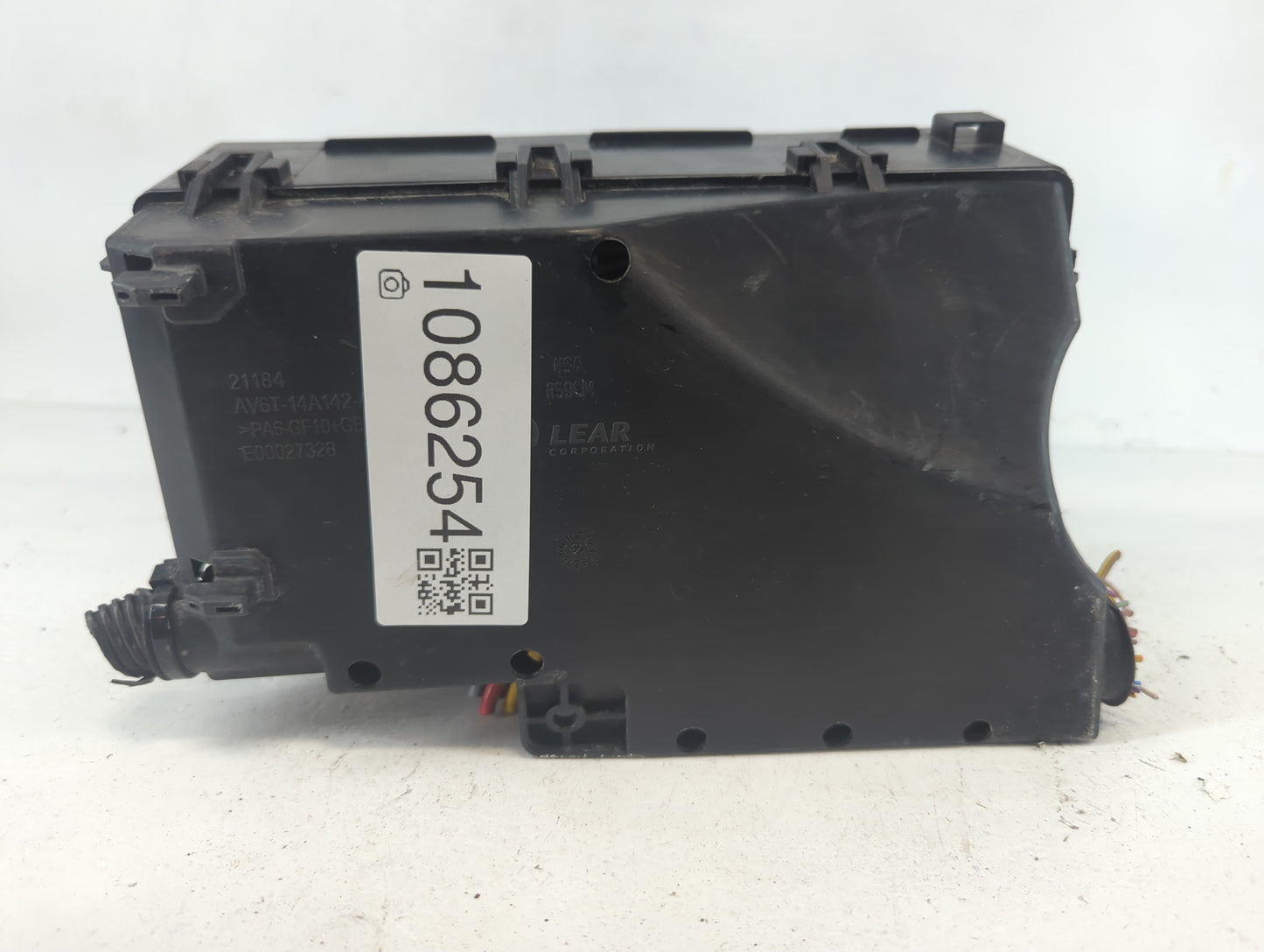 2013-2016 Ford Escape Fusebox Fuse Box Panel Relay Module P/N:AV6T-14A067-AD Fits Fits 2013 2014 2015 2016 OEM Used Auto Par