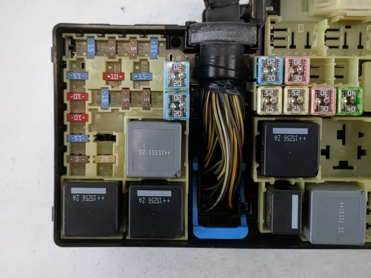 2013-2016 Ford Escape Fusebox Fuse Box Panel Relay Module P/N:AV6T-14A067-AD Fits Fits 2013 2014 2015 2016 OEM Used Auto Par