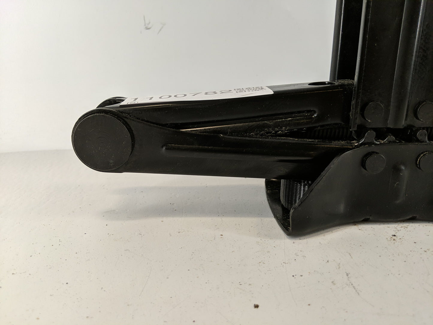 2016 Ford Escape Spare Scissor Car Jack - Oemusedautoparts1.com