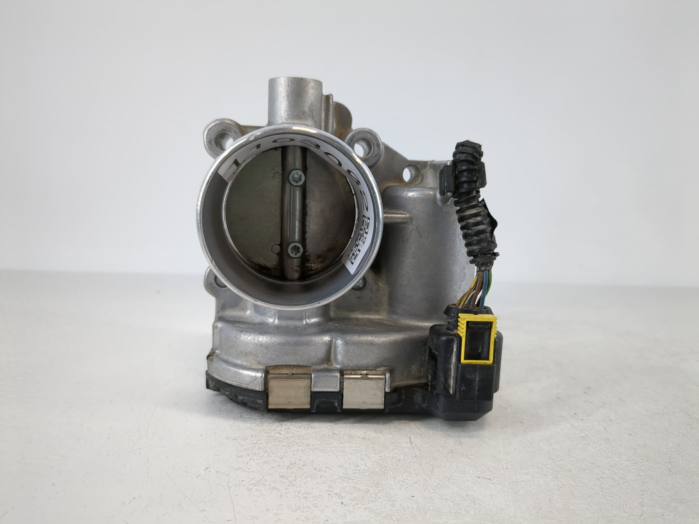 2013-2016 Ford Escape Throttle Body P/N:7S7G-9F991-CA Fits Fits 2013 2014 2015 2016 2017 2018 2019 OEM Used Auto Parts - Oem