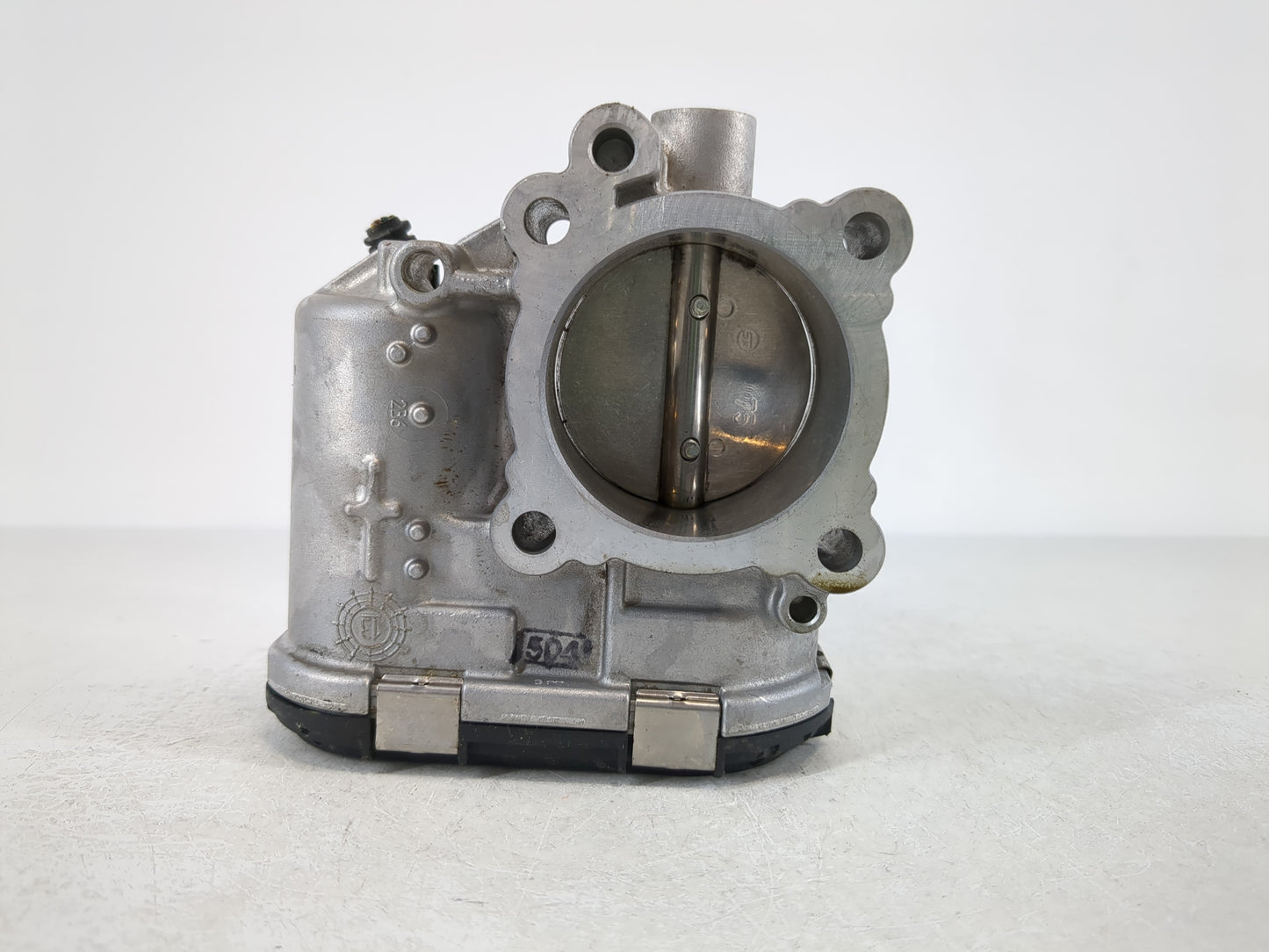 2013-2016 Ford Escape Throttle Body P/N:7S7G-9F991-CA Fits Fits 2013 2014 2015 2016 2017 2018 2019 OEM Used Auto Parts - Oem