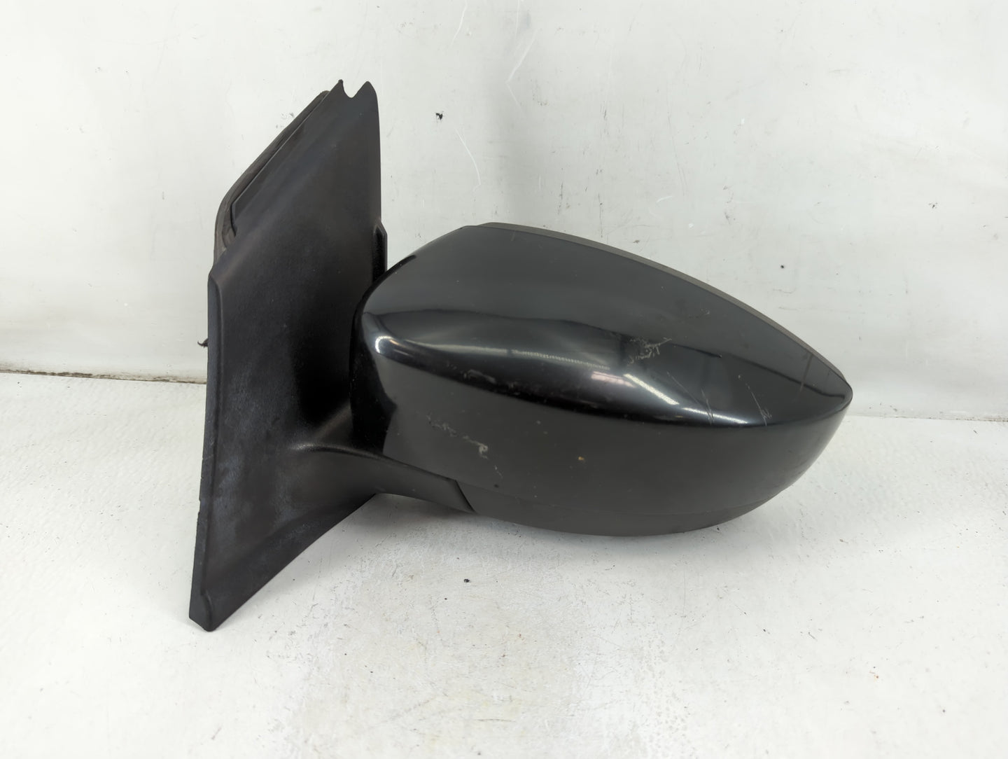 2013-2016 Ford Escape Driver Side View Mirror - Left Door Mirror OEM Used - Oemusedautoparts1.com