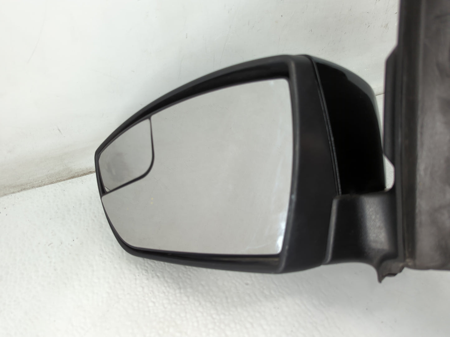 2013-2016 Ford Escape Driver Side View Mirror - Left Door Mirror OEM Used - Oemusedautoparts1.com