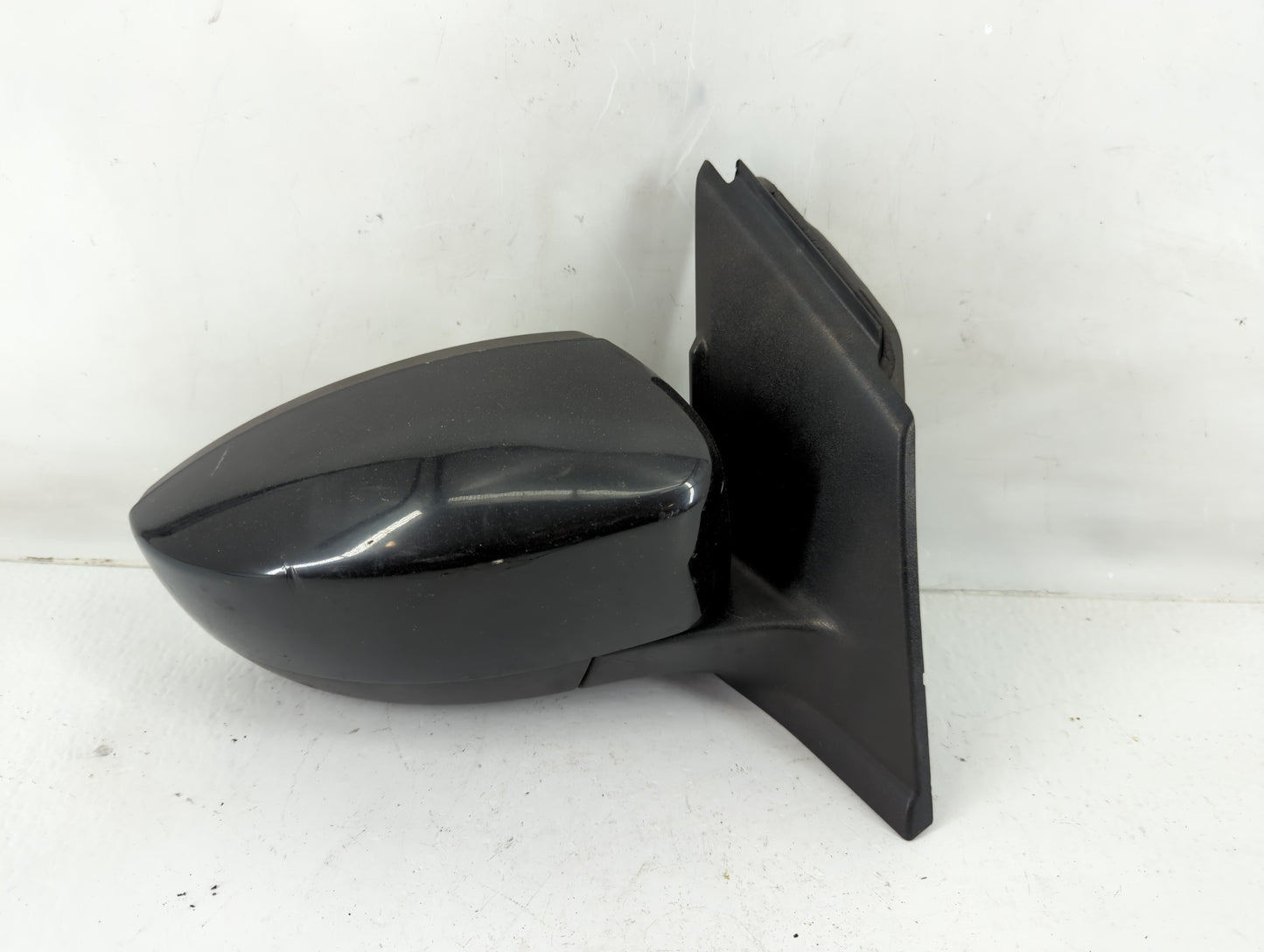 2013-2016 Ford Escape Passenger Side View Mirror - Right Door Mirror OEM Used - Oemusedautoparts1.com