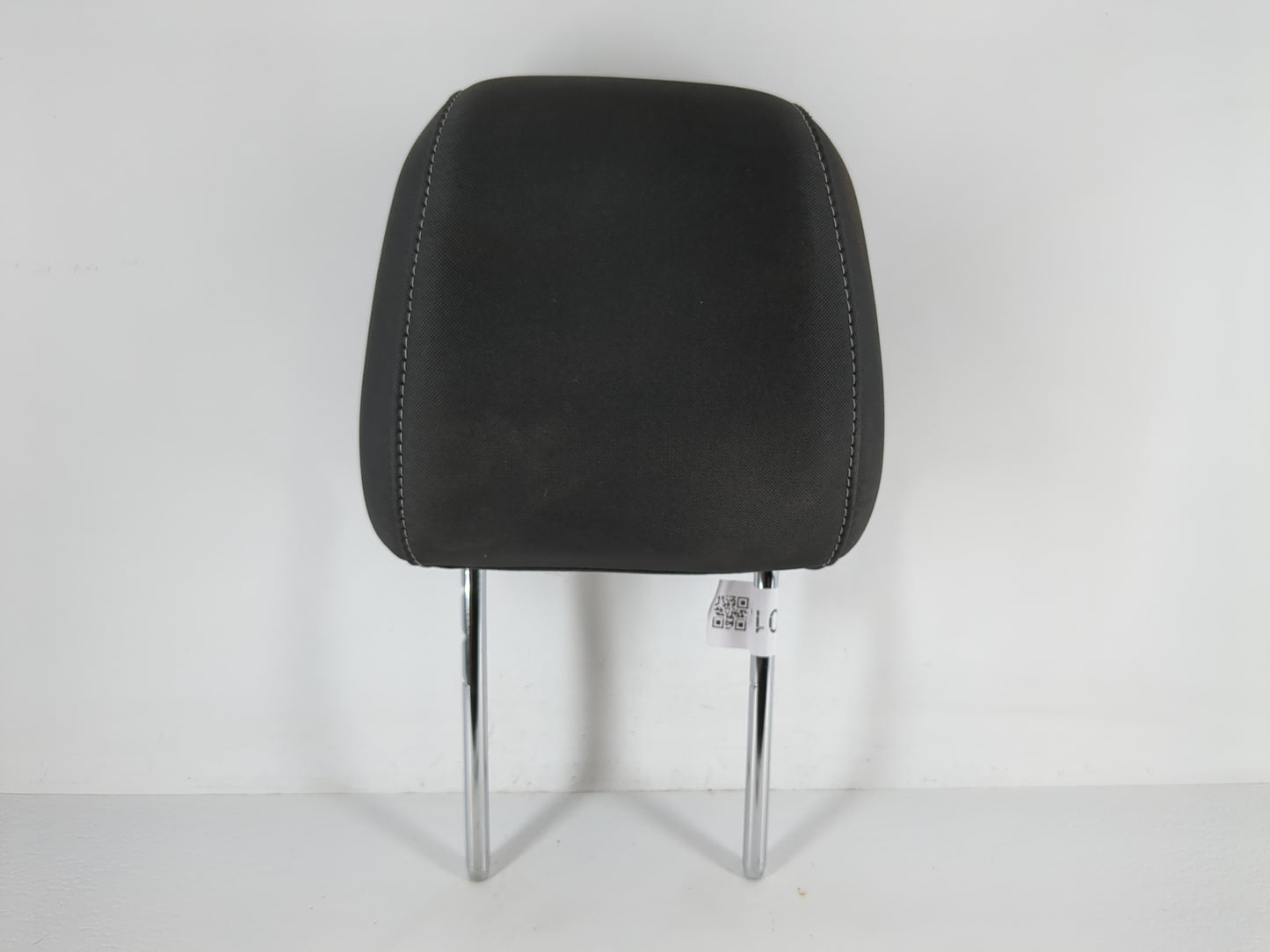 2016-2019 Ford Escape Headrest Head Rest Front Driver Passenger Seat - Oemusedautoparts1.com