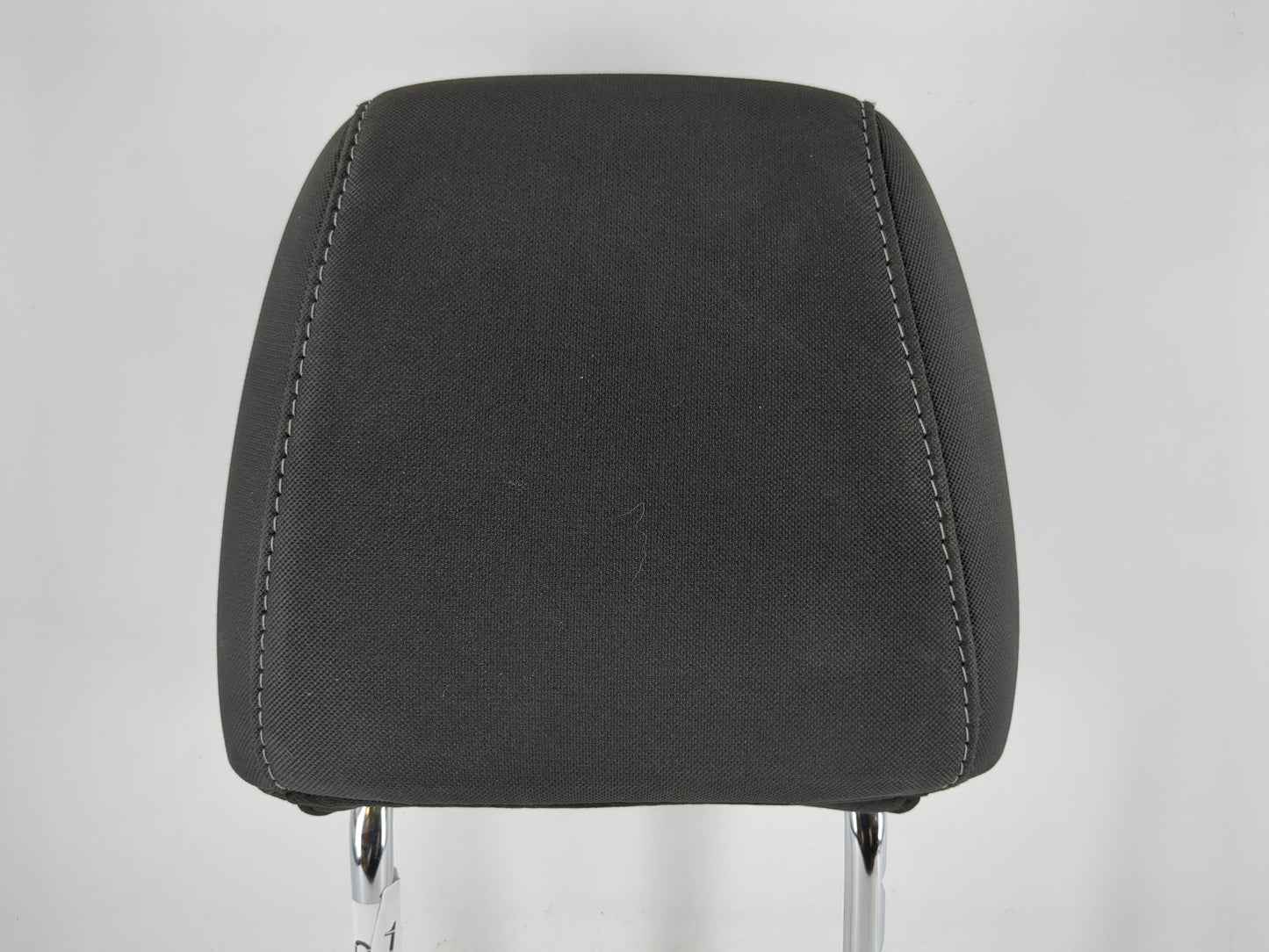 2016-2019 Ford Escape Headrest Head Rest Front Driver Passenger Seat Fits Fits 2016 2017 2018 2019 OEM Used Auto Parts - Oem