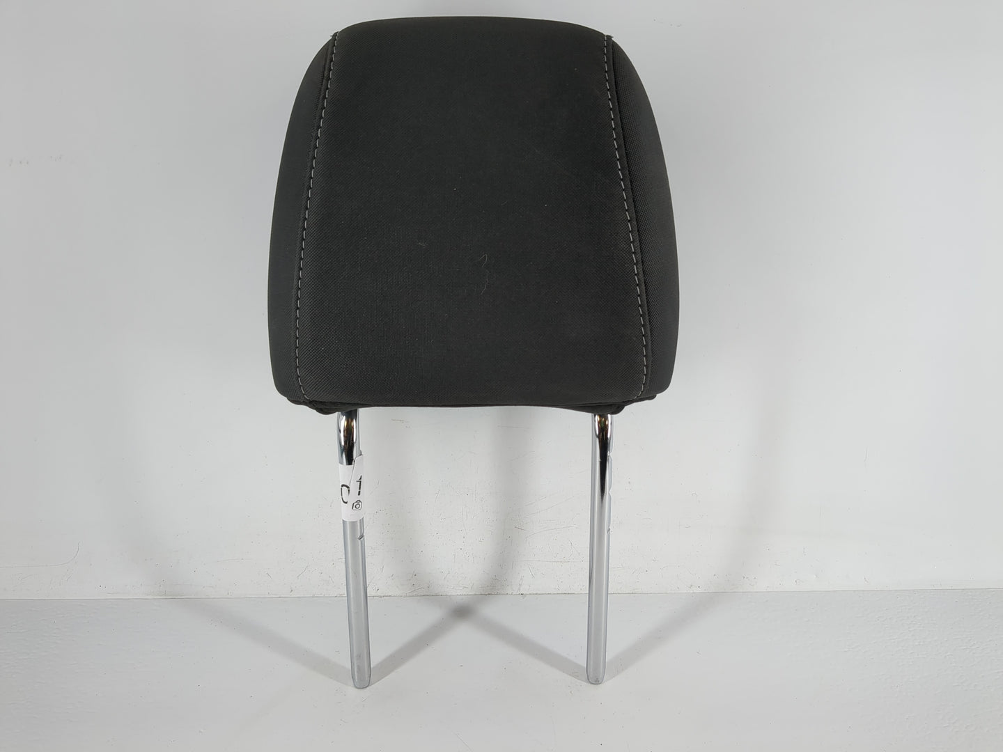 2016-2019 Ford Escape Headrest Head Rest Front Driver Passenger Seat Fits Fits 2016 2017 2018 2019 OEM Used Auto Parts - Oem