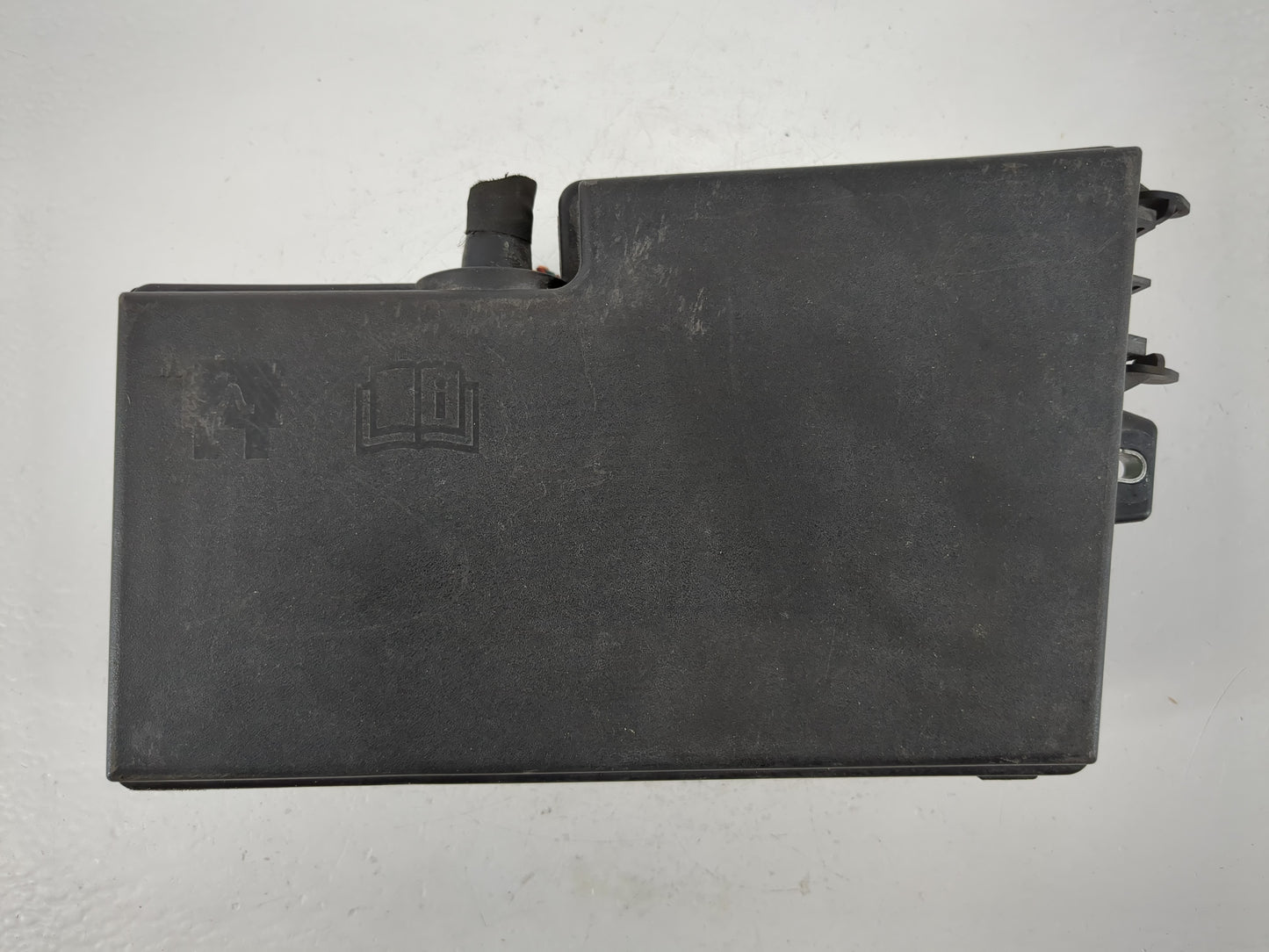 2013-2016 Ford Escape Fusebox Fuse Box Panel Relay Module P/N:E02345500 AV6T-14A067-AD Fits Fits 2013 2014 2015 2016 OEM Use