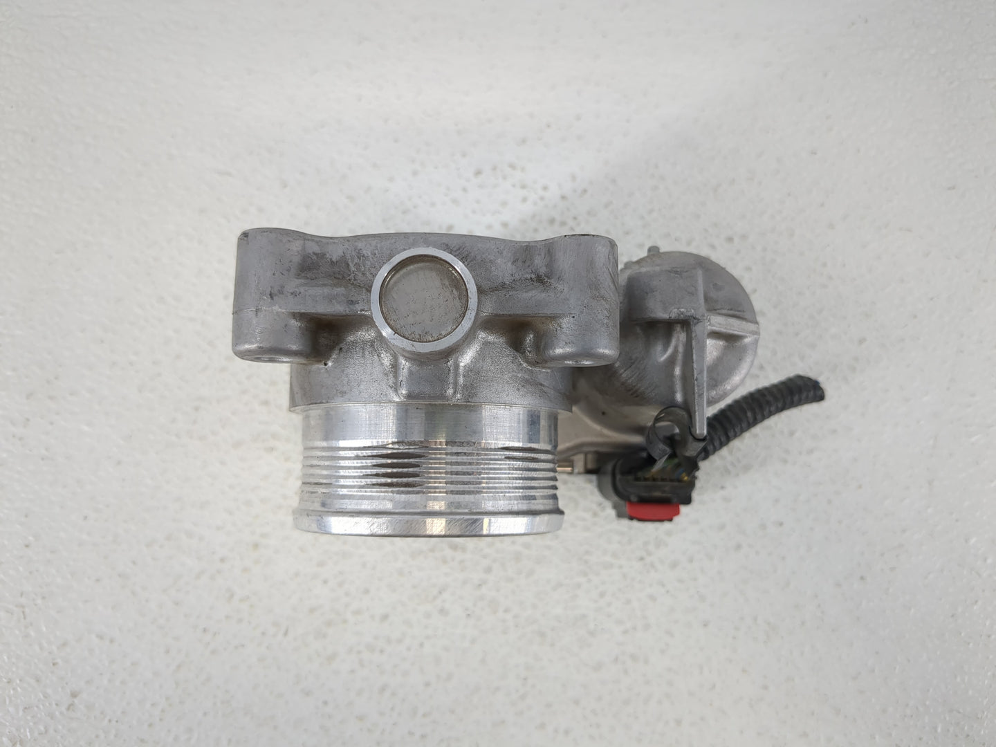 2013-2016 Ford Escape Throttle Body P/N:DS7E-9F991-BB Fits Fits 2012 2013 2014 2015 2016 2017 OEM Used Auto Parts - Oemuseda