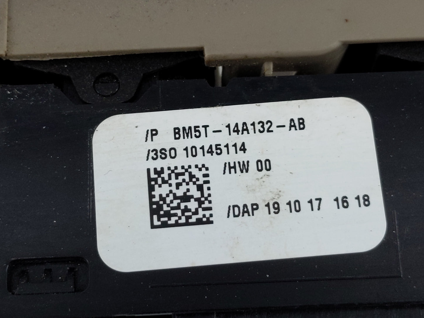 2013-2019 Ford Escape Master Power Window Switch Replacement Driver Side Left P/N:BM5T-14A132-AA Fits OEM Used Auto Parts - 