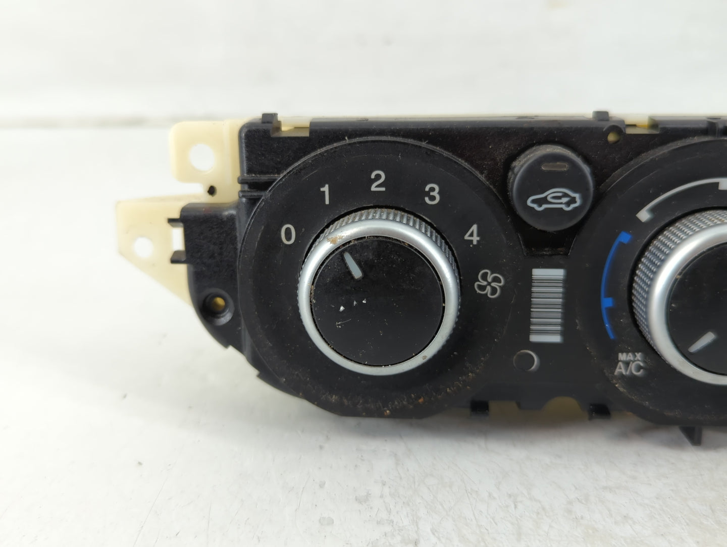 2013-2016 Ford Escape Climate Control Module Temperature AC/Heater Replacement P/N:CJ5T-19980-DC Fits Fits 2013 2014 2015 20