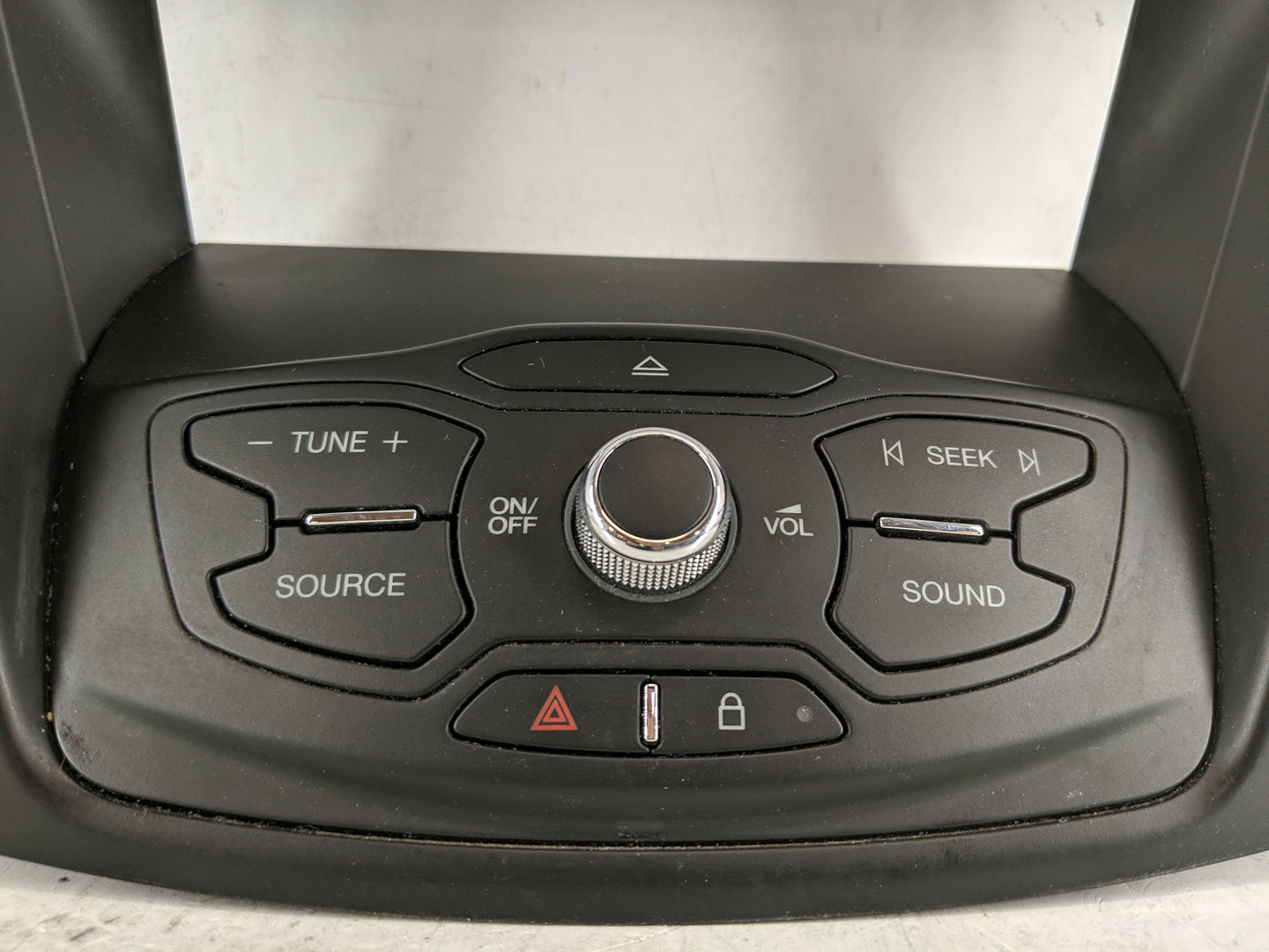 2013-2016 Ford Escape Radio AM FM Cd Player Receiver Replacement P/N:CJ54 18835 EE3 Fits Fits 2013 2014 2015 2016 OEM Used A