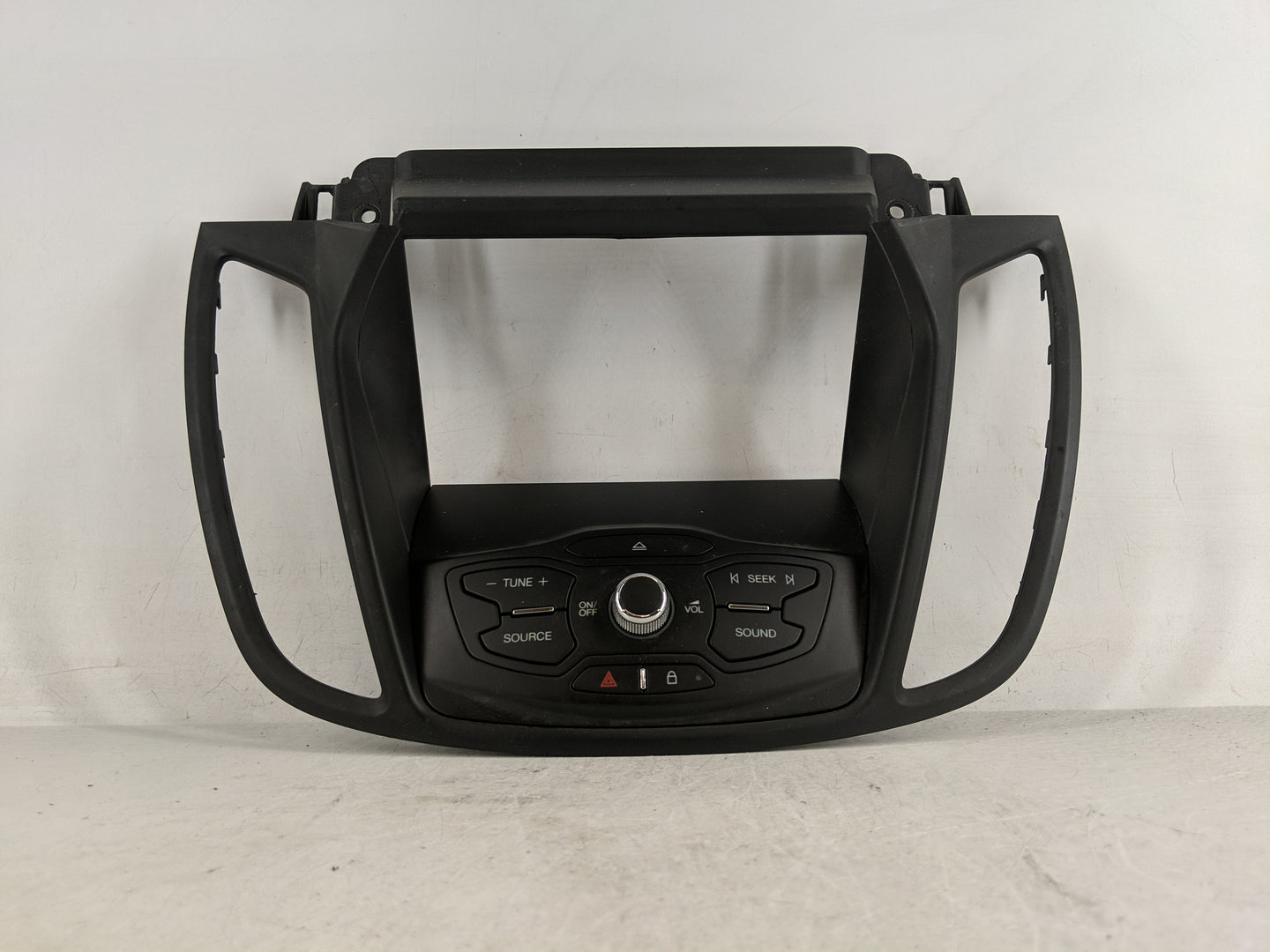 2013-2016 Ford Escape Radio AM FM Cd Player Receiver Replacement P/N:CJ54 18835 EE3 Fits Fits 2013 2014 2015 2016 OEM Used A