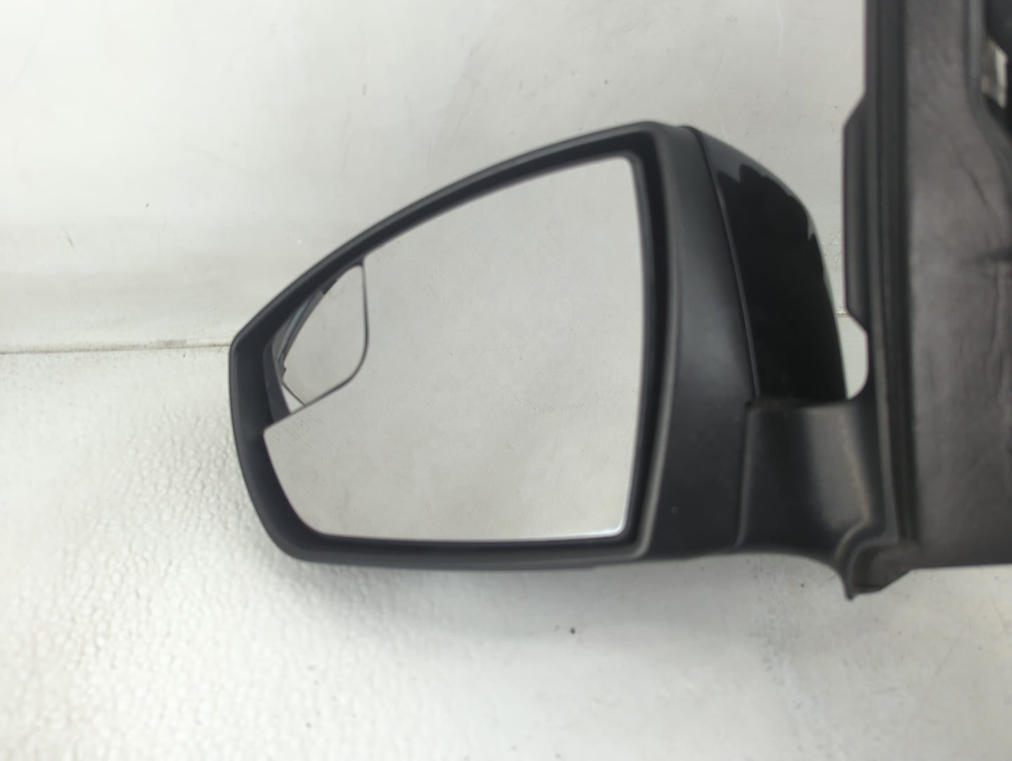 2013-2016 Ford Escape Driver Side View Mirror - Left Door Mirror OEM Used - Oemusedautoparts1.com