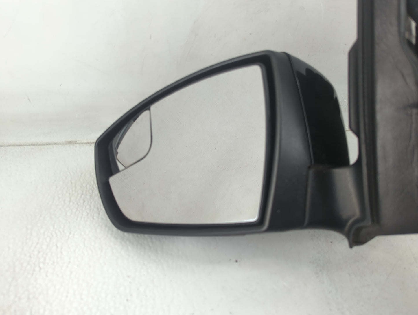 2013-2016 Ford Escape Driver Side View Mirror - Left Door Mirror OEM Used - Oemusedautoparts1.com