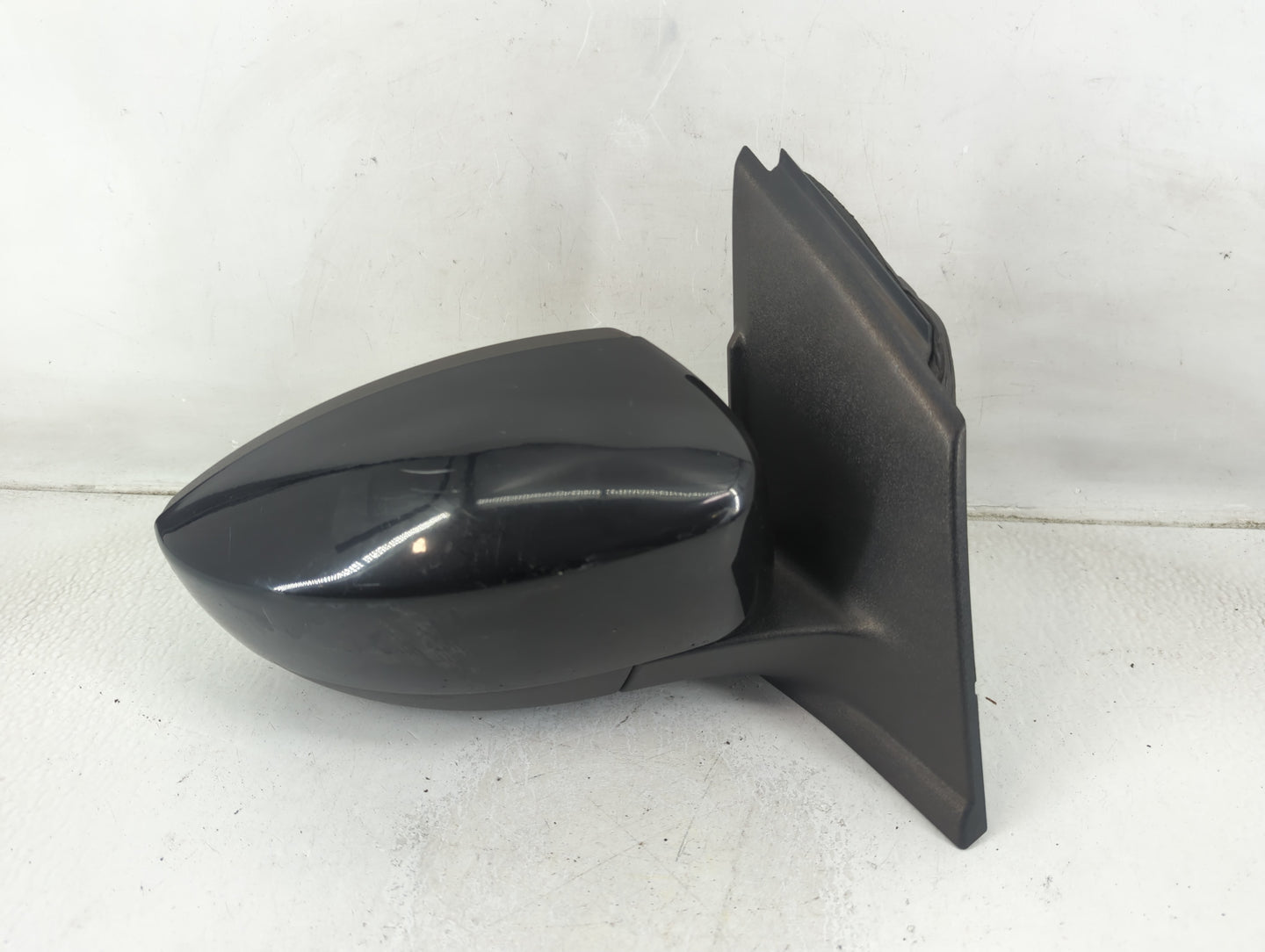 2013-2016 Ford Escape Passenger Side View Mirror - Right Door Mirror OEM Used - Oemusedautoparts1.com