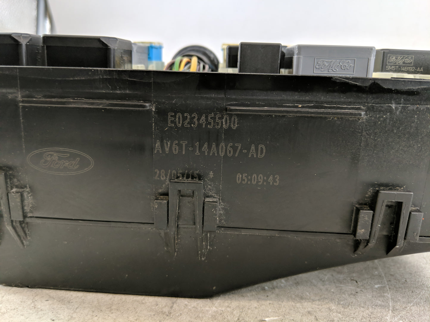 2013-2016 Ford Escape Fusebox Fuse Box Panel Relay Module P/N:AV6T-14A067-AD Fits Fits 2013 2014 2015 2016 OEM Used Auto Par