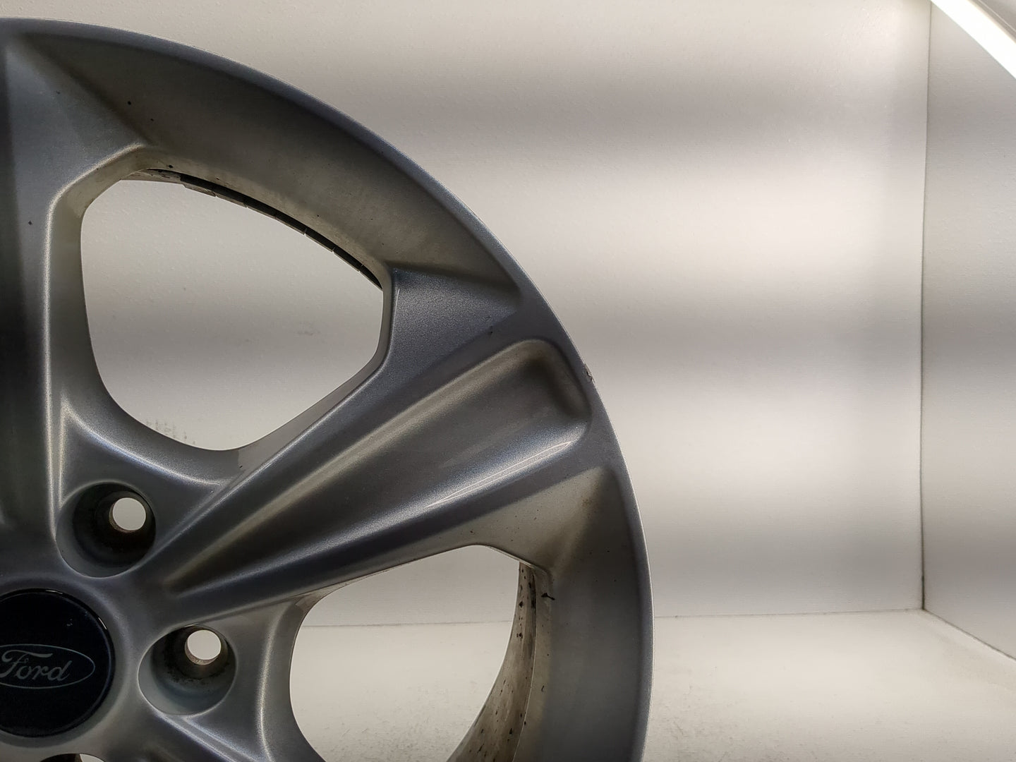 2013-2016 Ford Escape Oem Wheel Rim 1233549 - Oemusedautoparts1.com